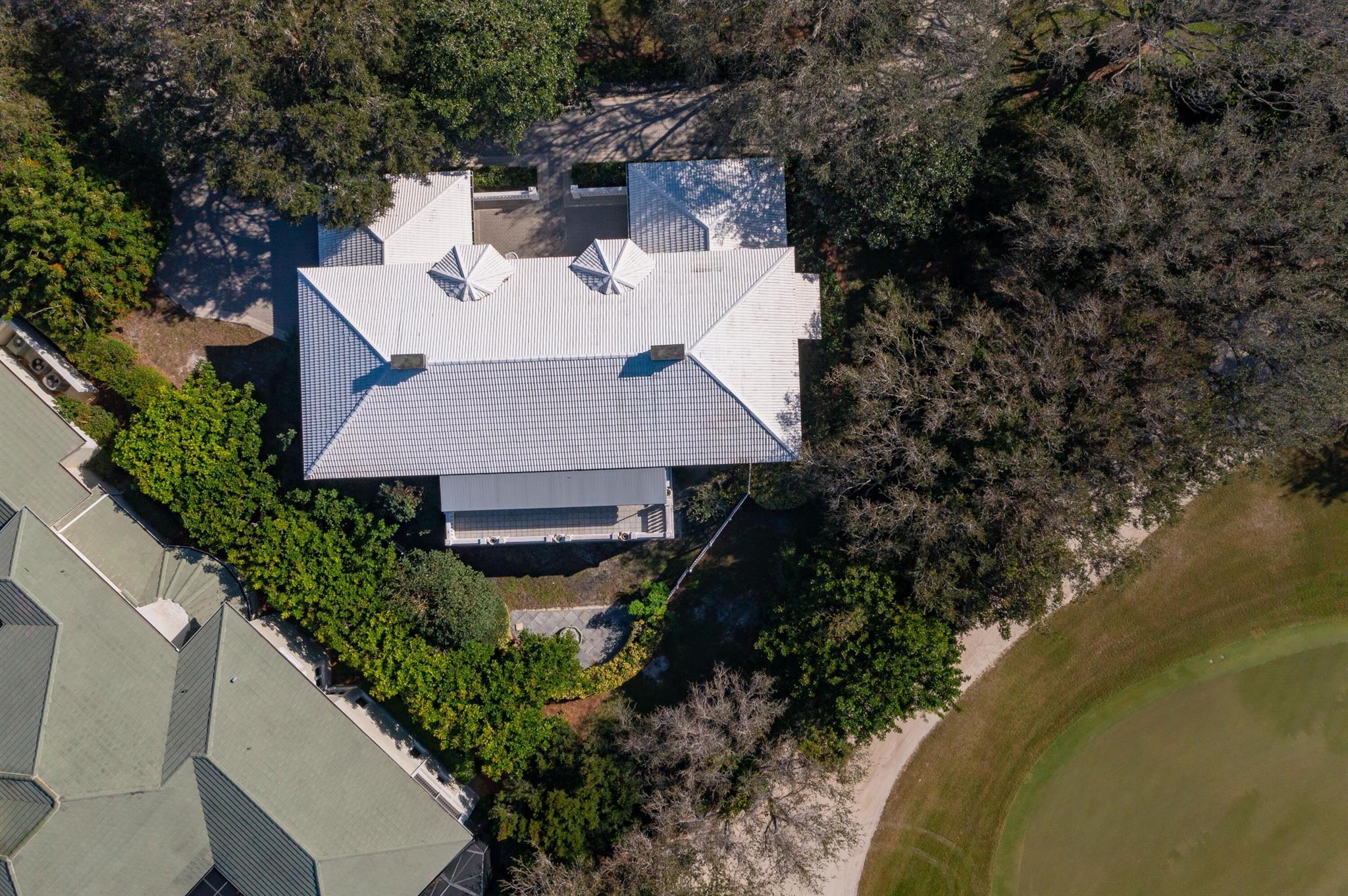 JUPITER HILLS VILLAGE - Residential