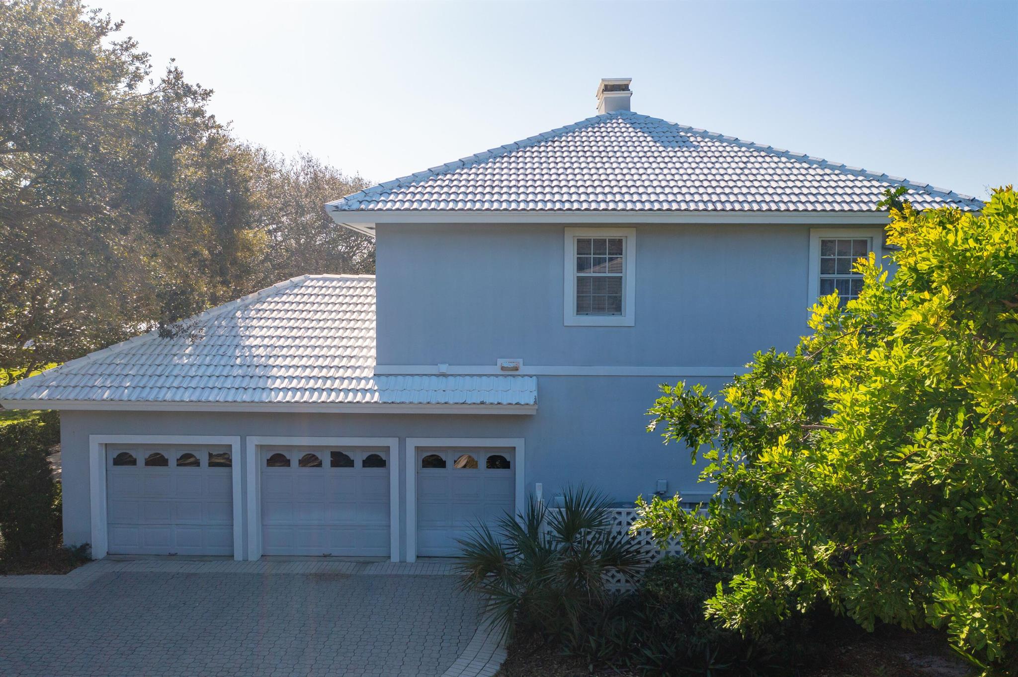 JUPITER HILLS VILLAGE - Residential
