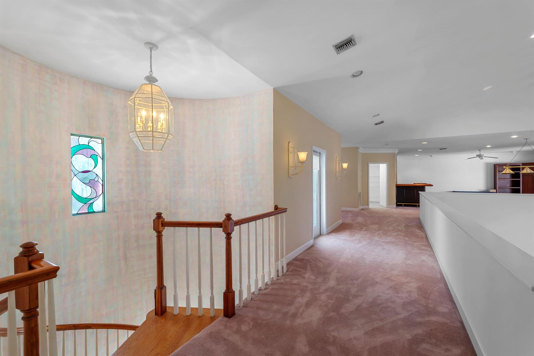 JUPITER HILLS VILLAGE - Residential