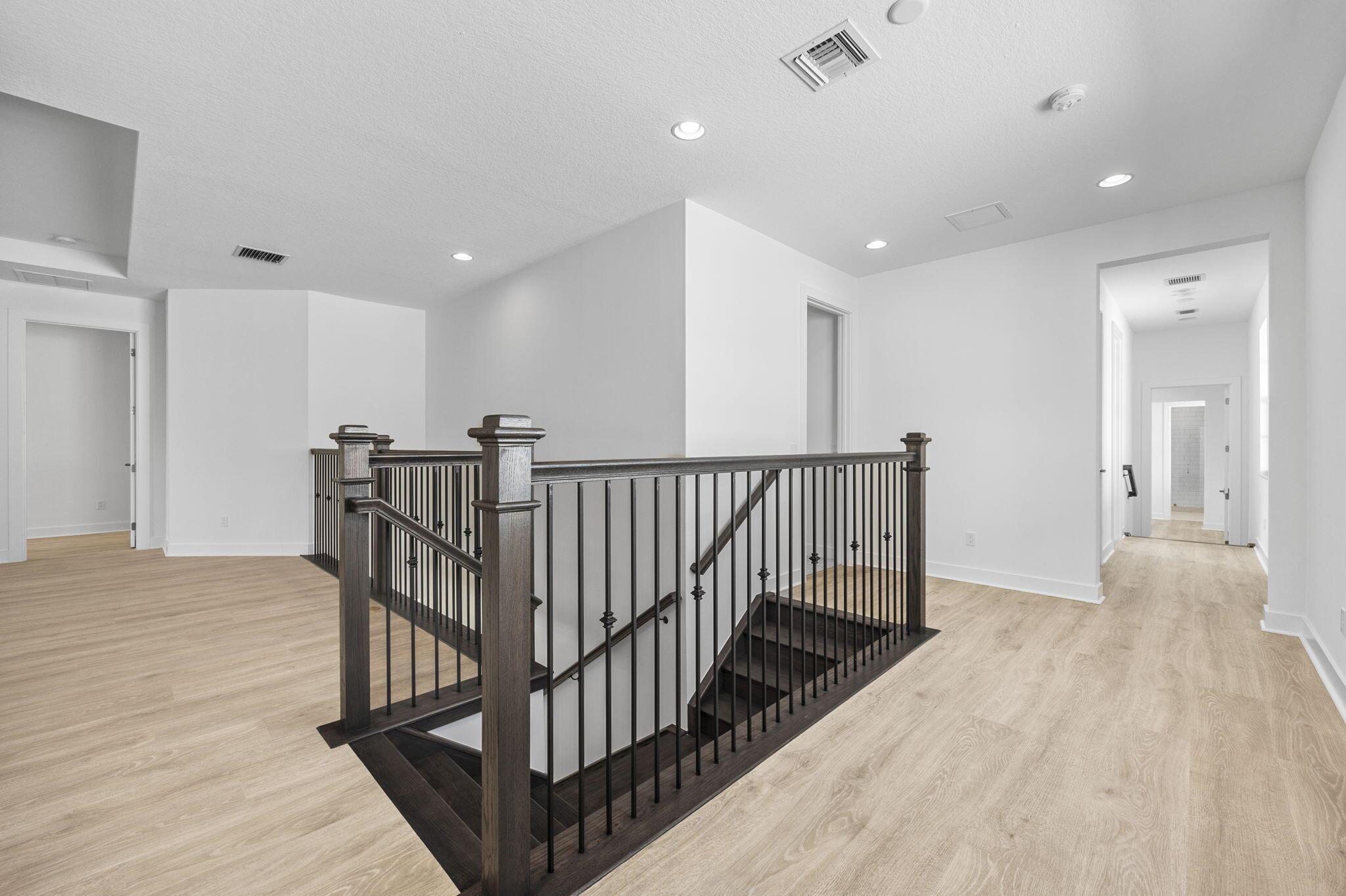 ALTON NEIGHBORHOOD - Residential