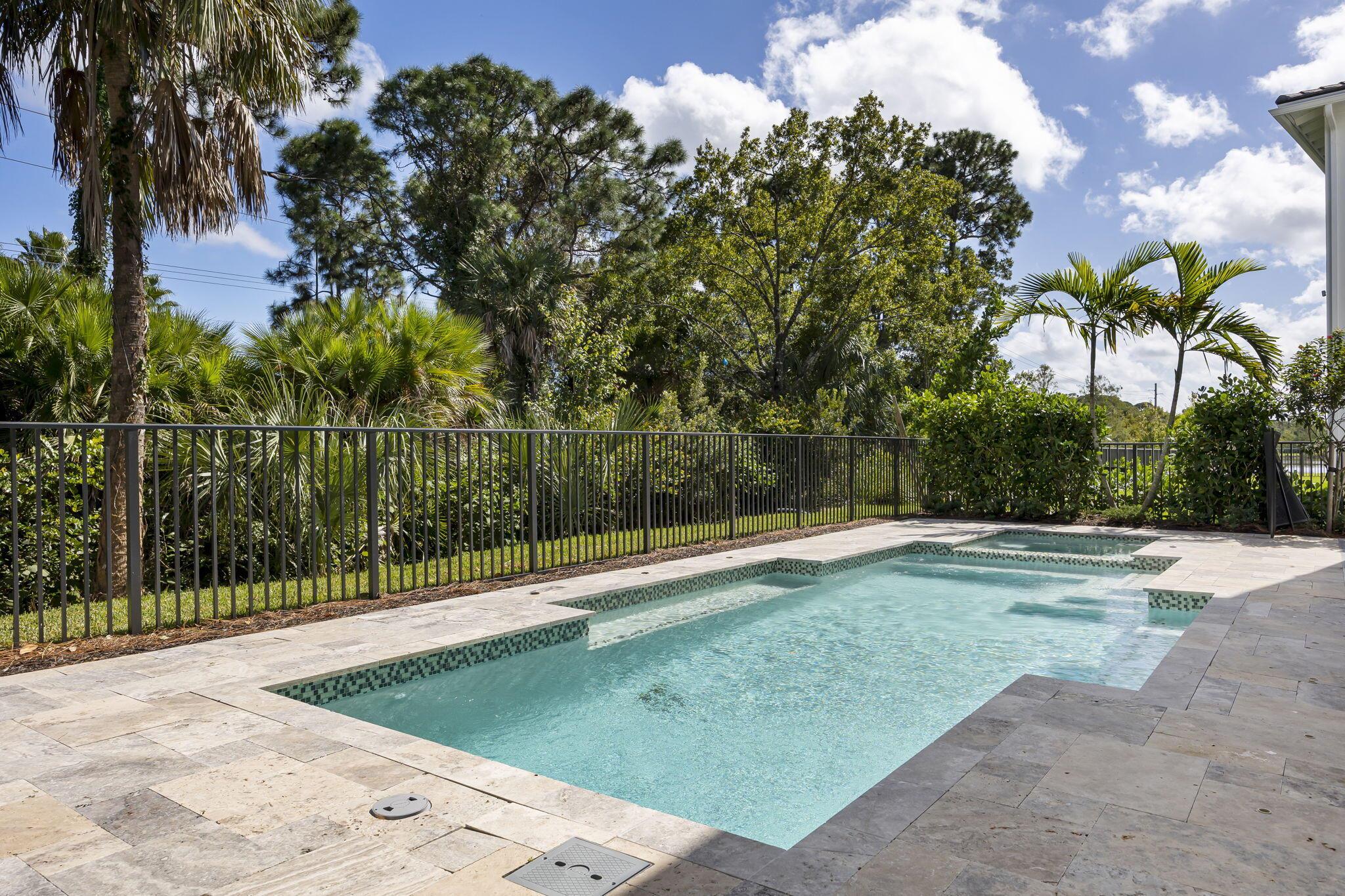 ALTON NEIGHBORHOOD - Residential