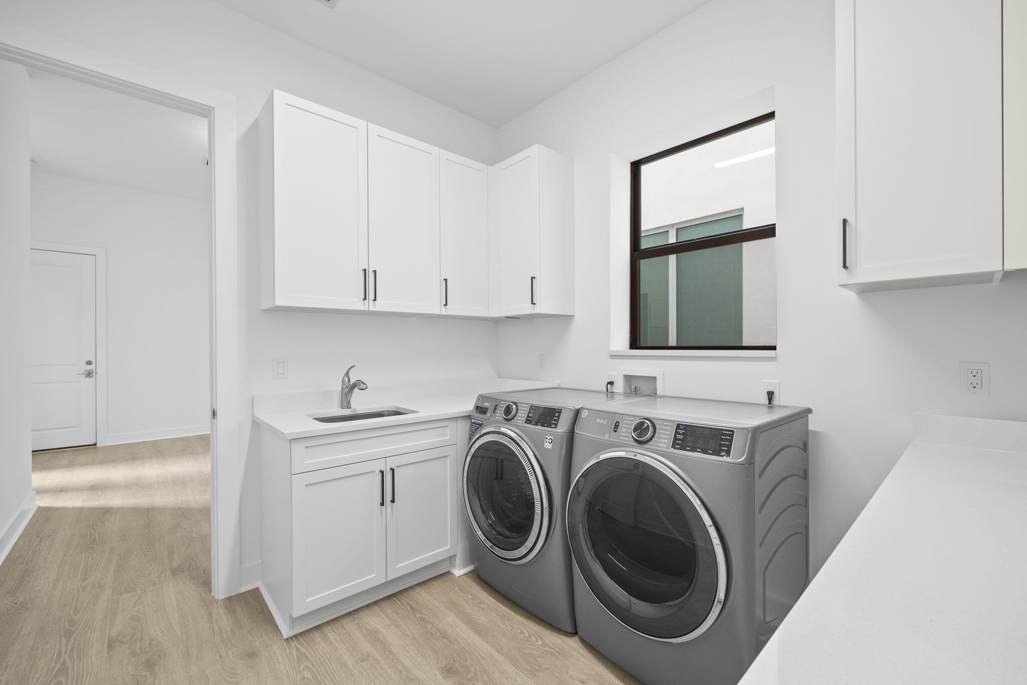 ALTON NEIGHBORHOOD - Residential