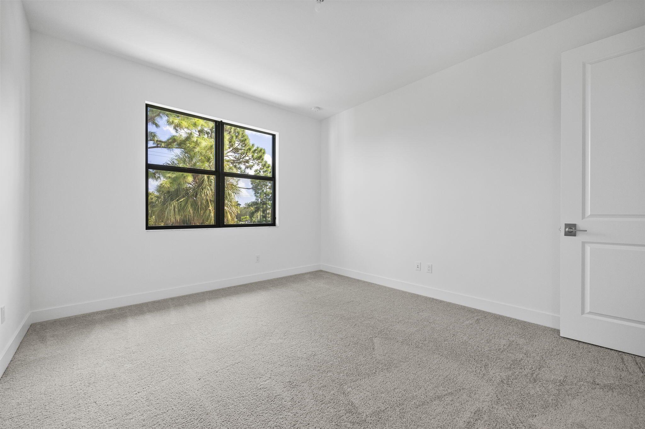 ALTON NEIGHBORHOOD - Residential