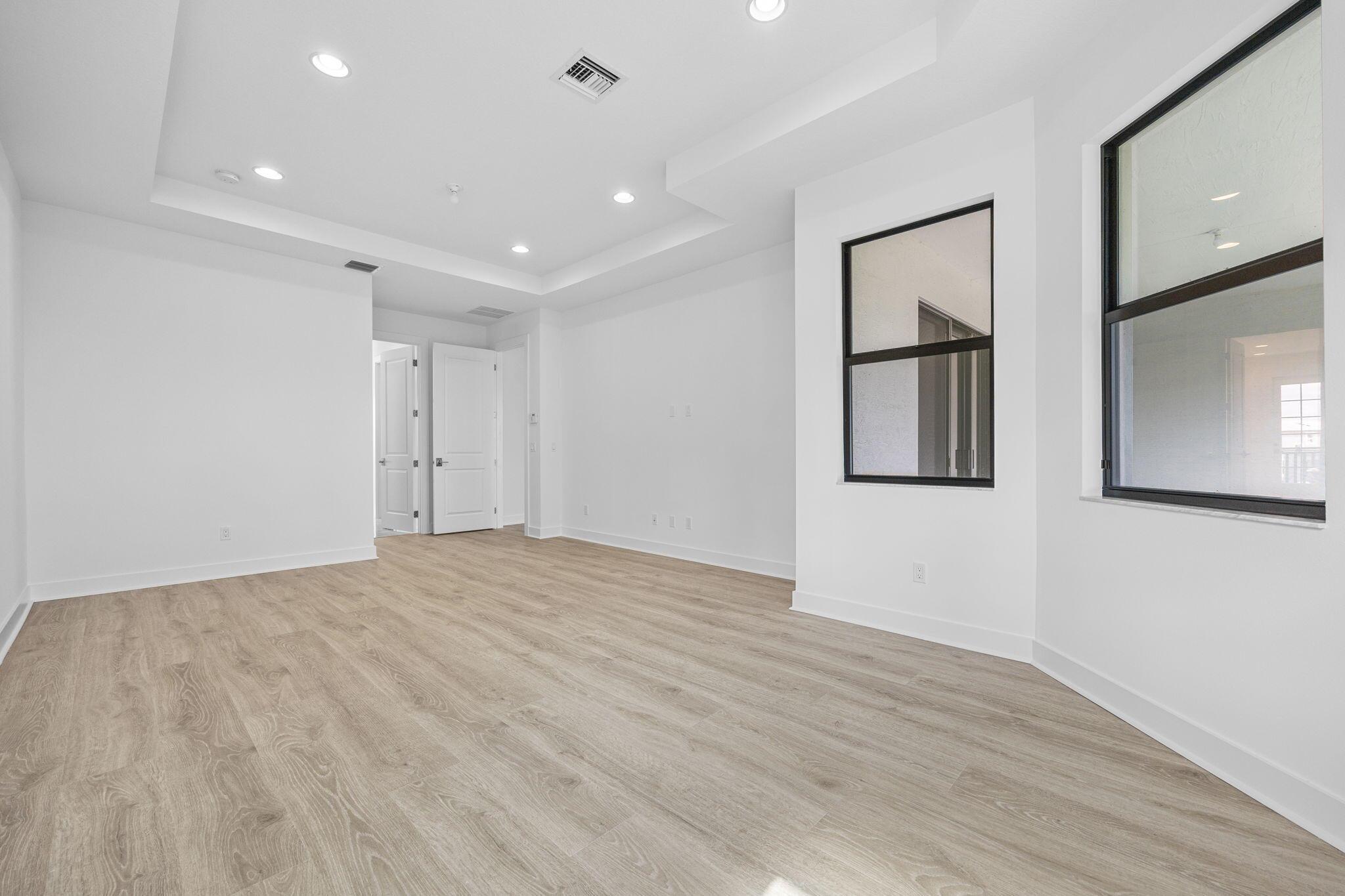 ALTON NEIGHBORHOOD - Residential