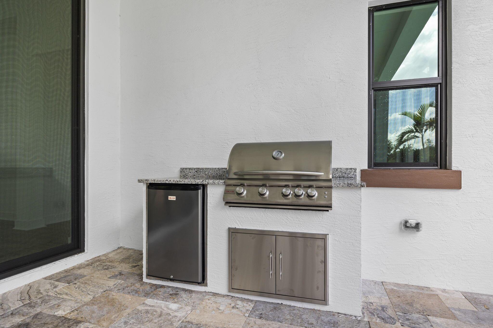 ALTON NEIGHBORHOOD - Residential