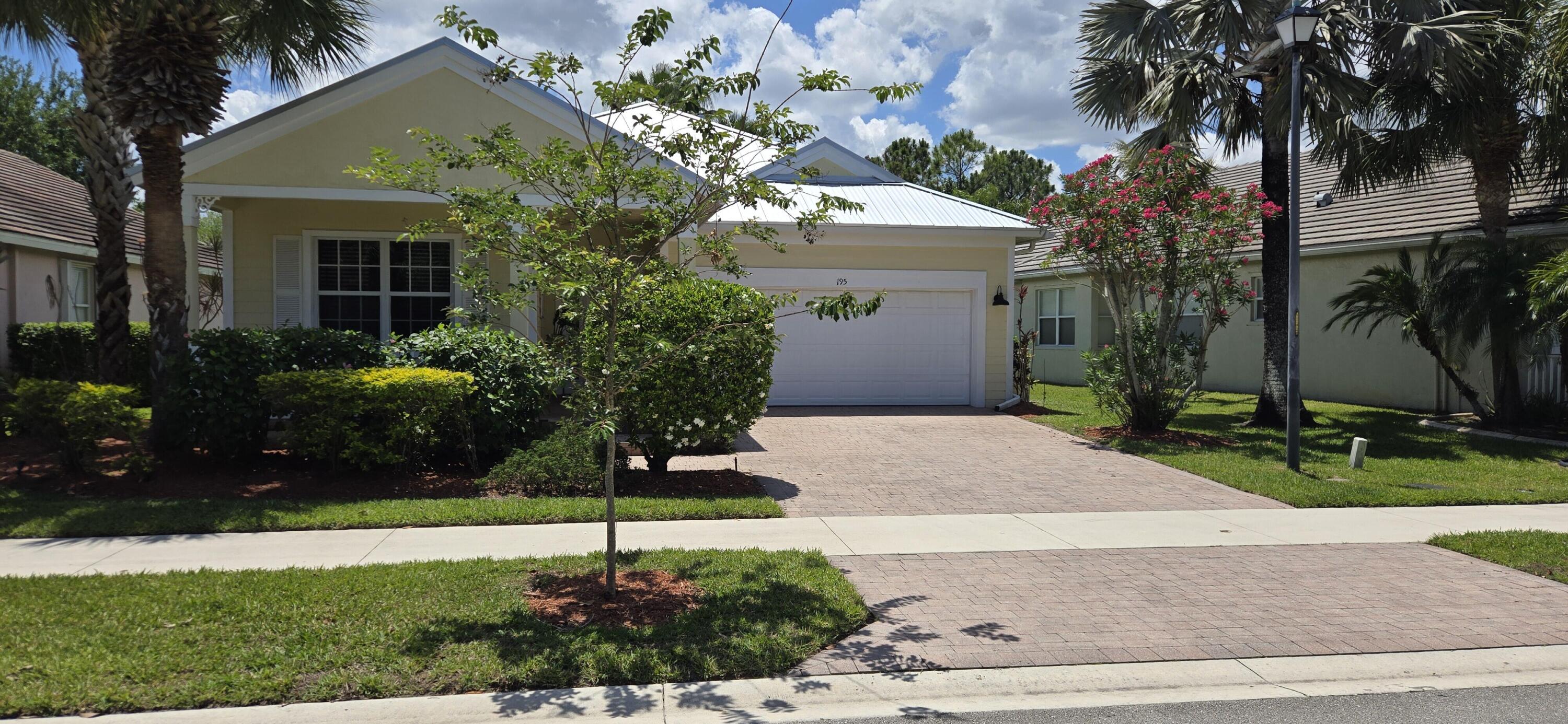 MAGNOLIA LAKES AT ST LUCIE WES - Residential