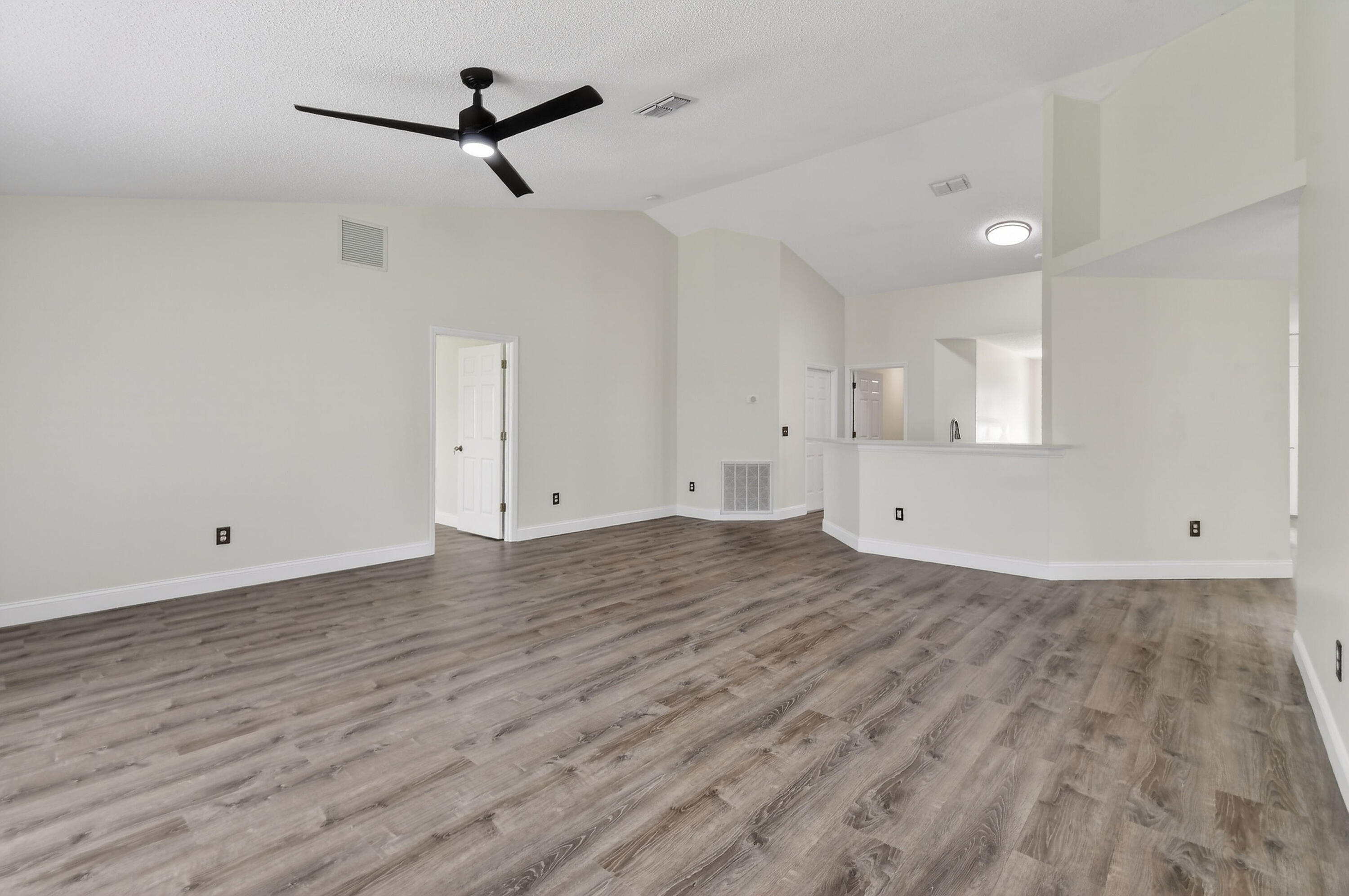 PORT ST LUCIE SECTION 13 - Residential