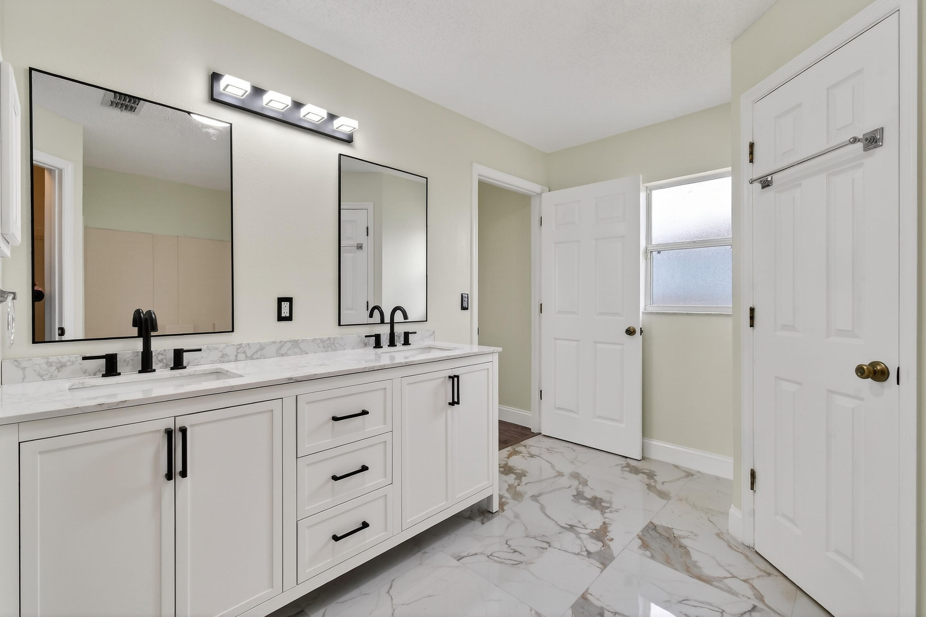 PORT ST LUCIE SECTION 13 - Residential