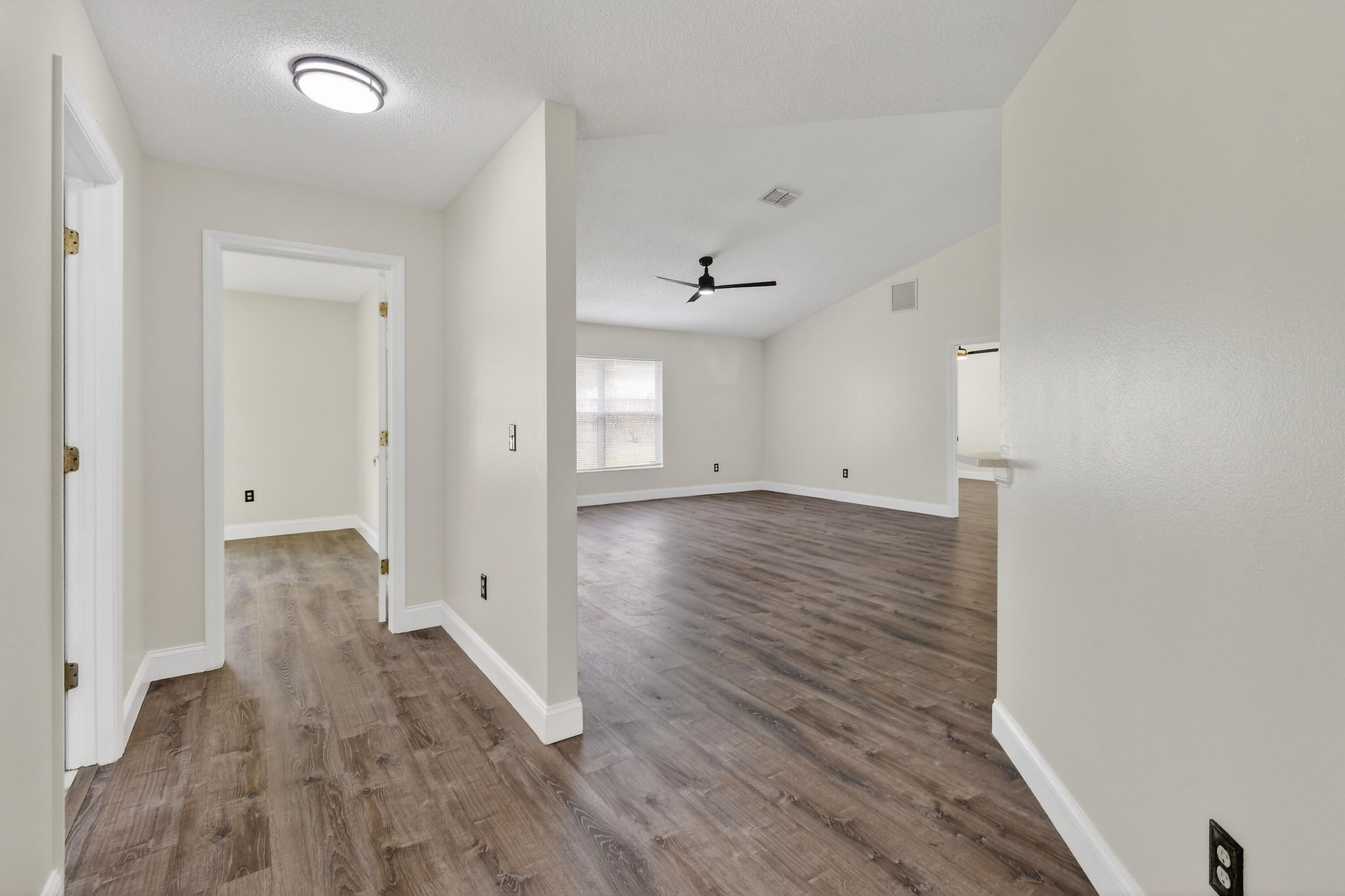 PORT ST LUCIE SECTION 13 - Residential