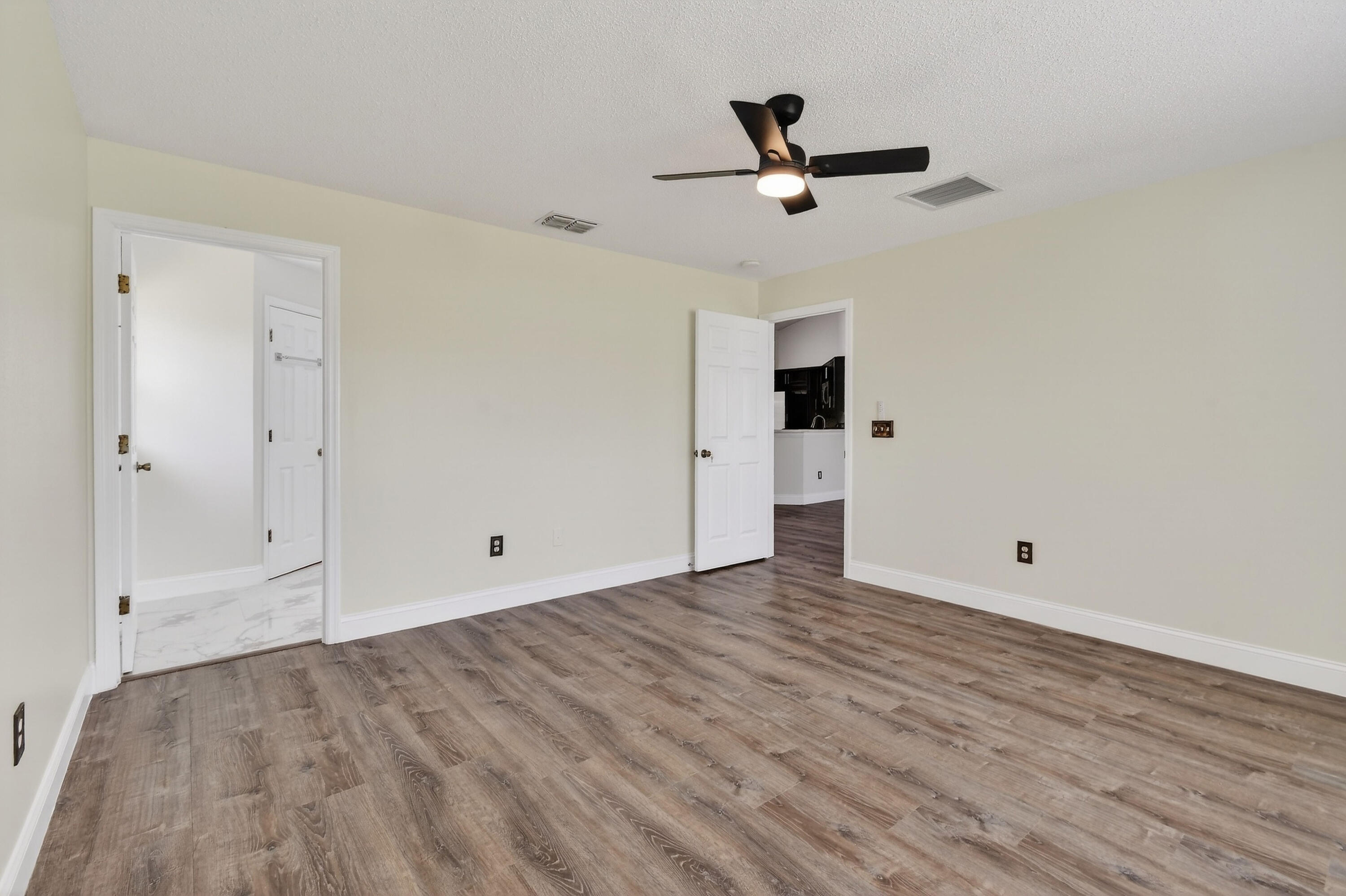 PORT ST LUCIE SECTION 13 - Residential