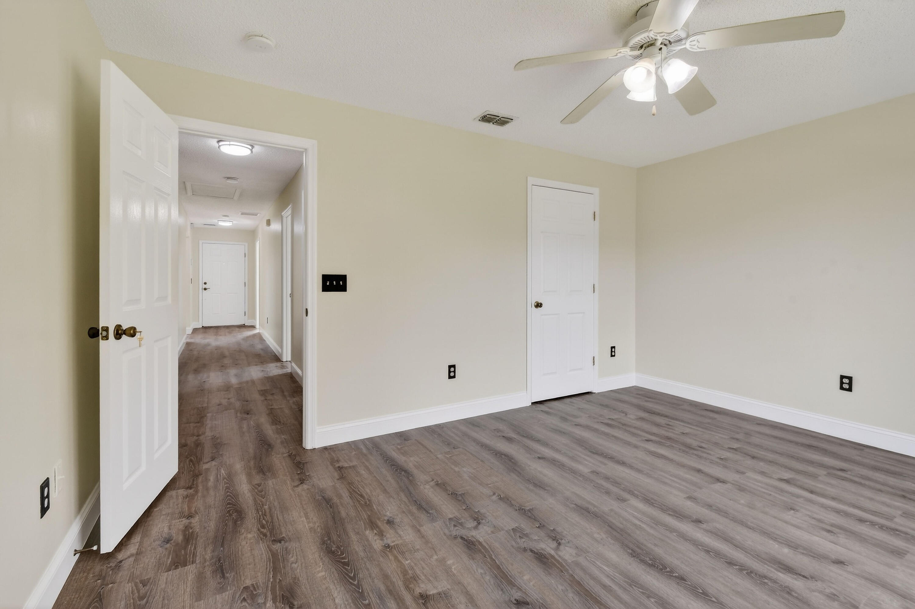 PORT ST LUCIE SECTION 13 - Residential