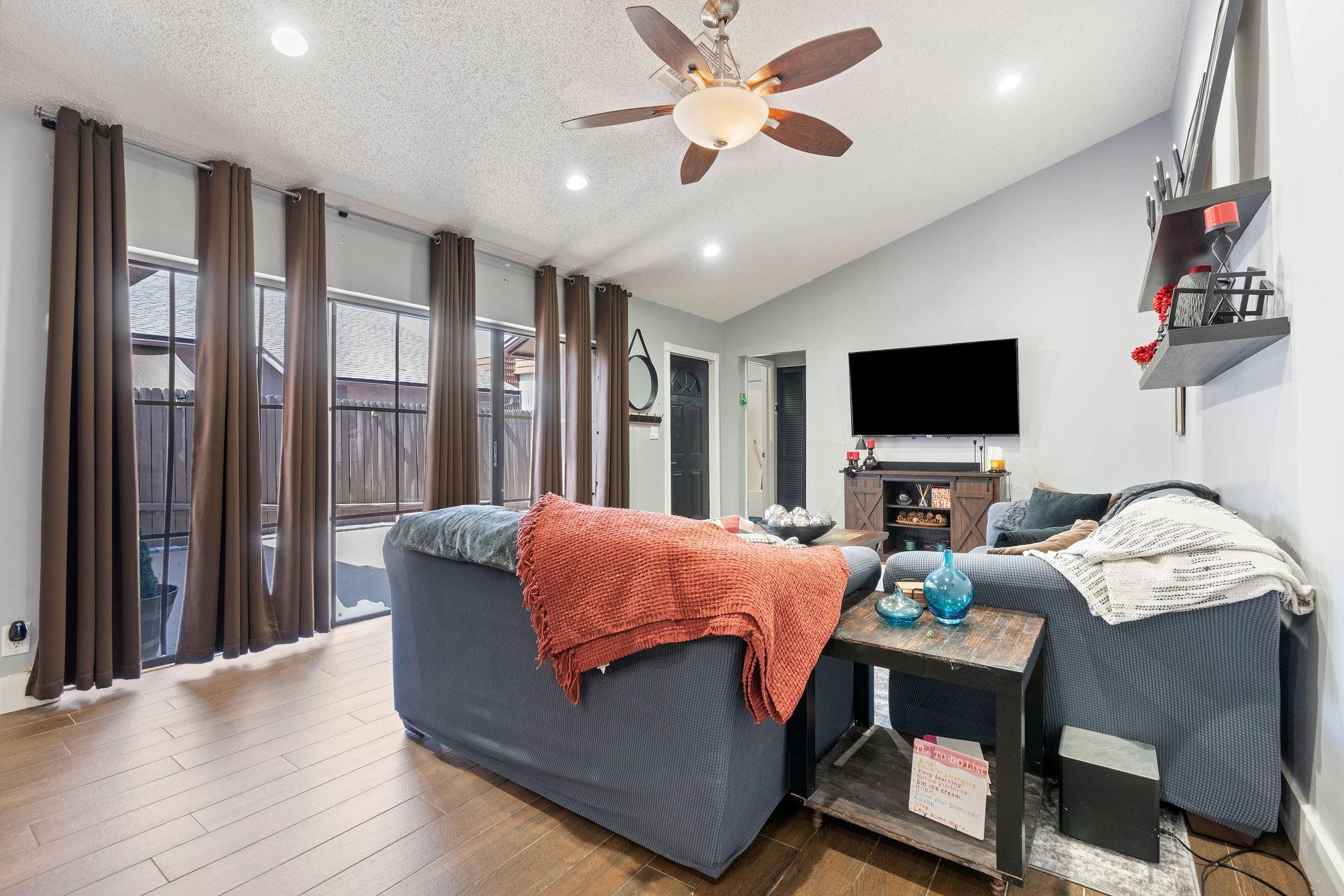 JORON PLAT - Residential