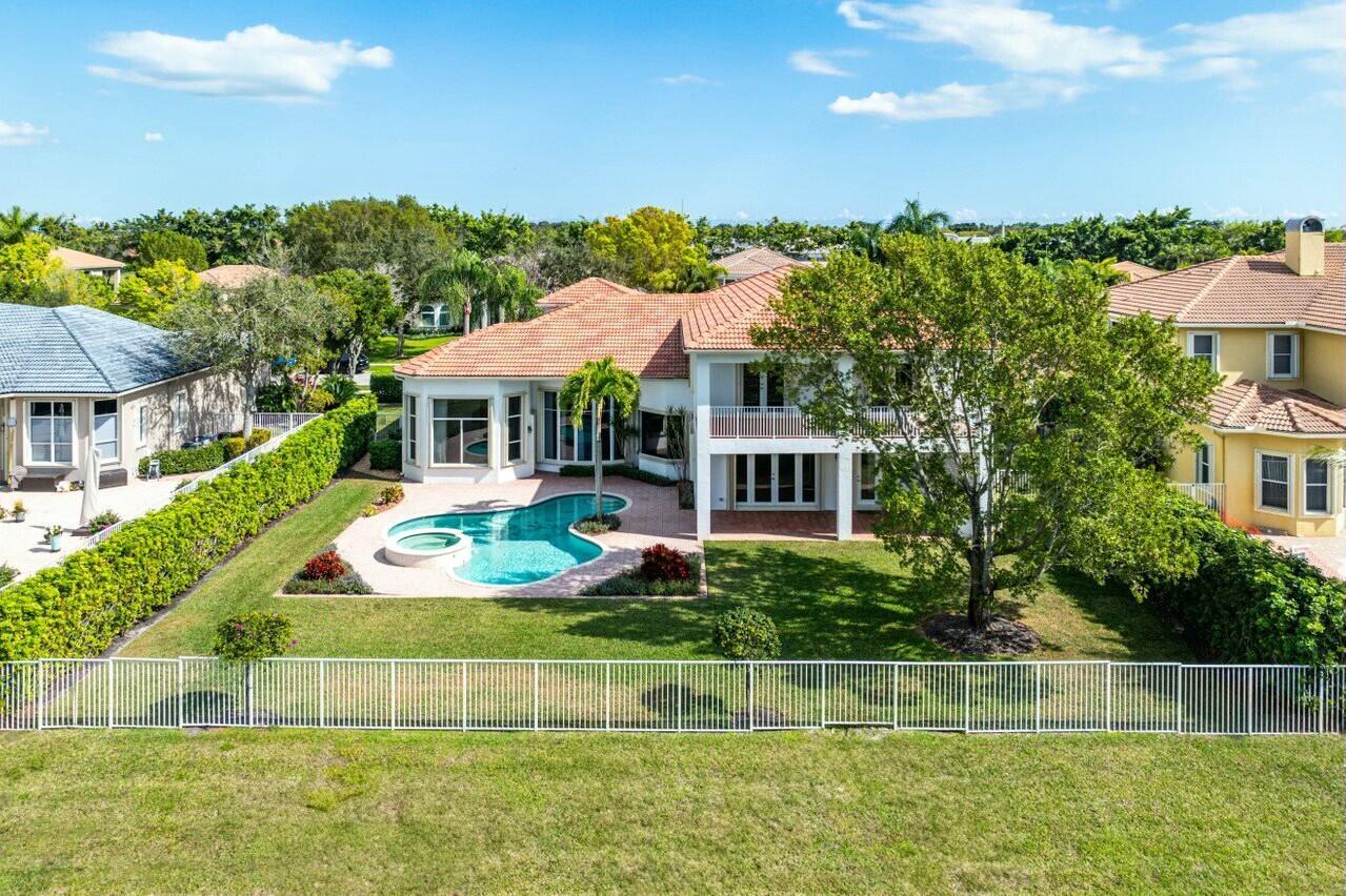 Properties 12376 Equine Lane