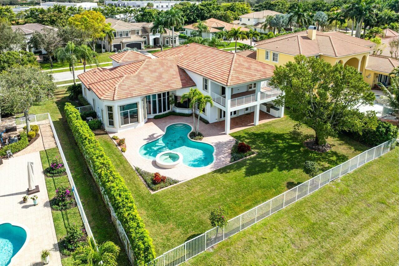 Properties 12376 Equine Lane