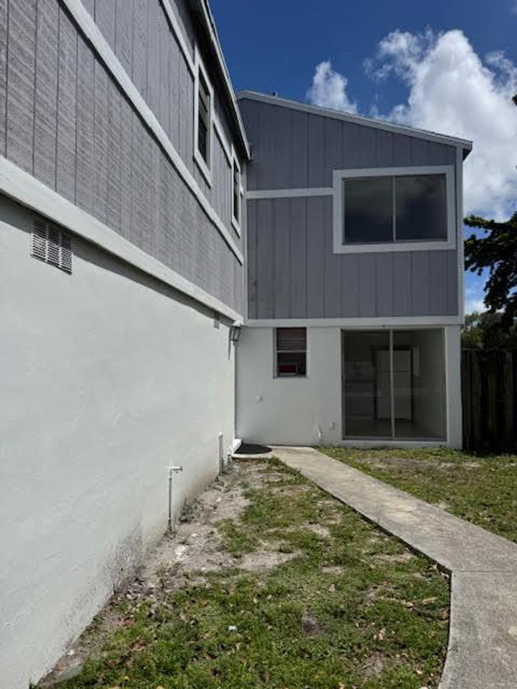 Photo of 537 NW 46th Avenue, Delray Beach, FL 33445 (MLS # B26011085)