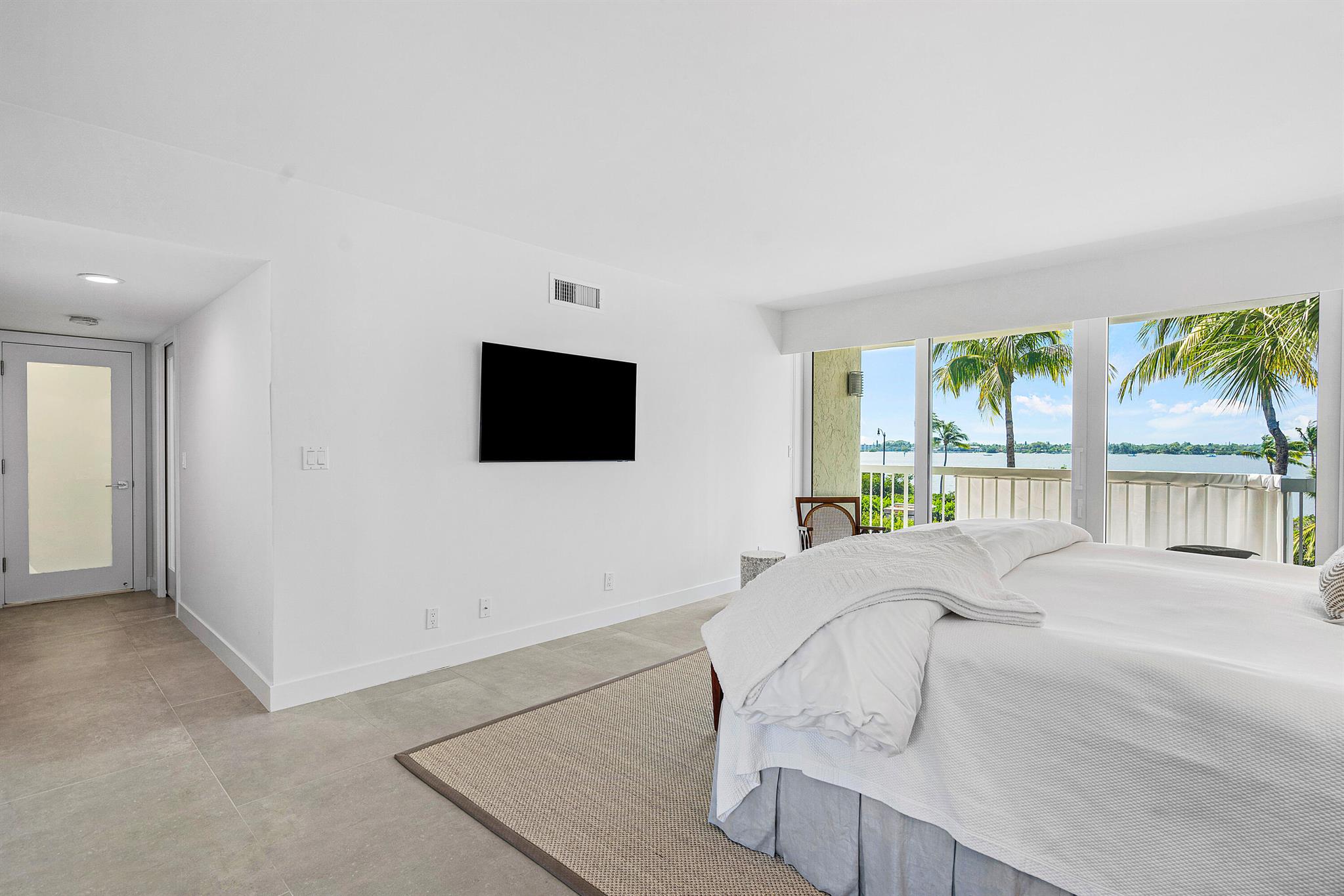 MERIDIAN OF PALM BEACH CO - Residential