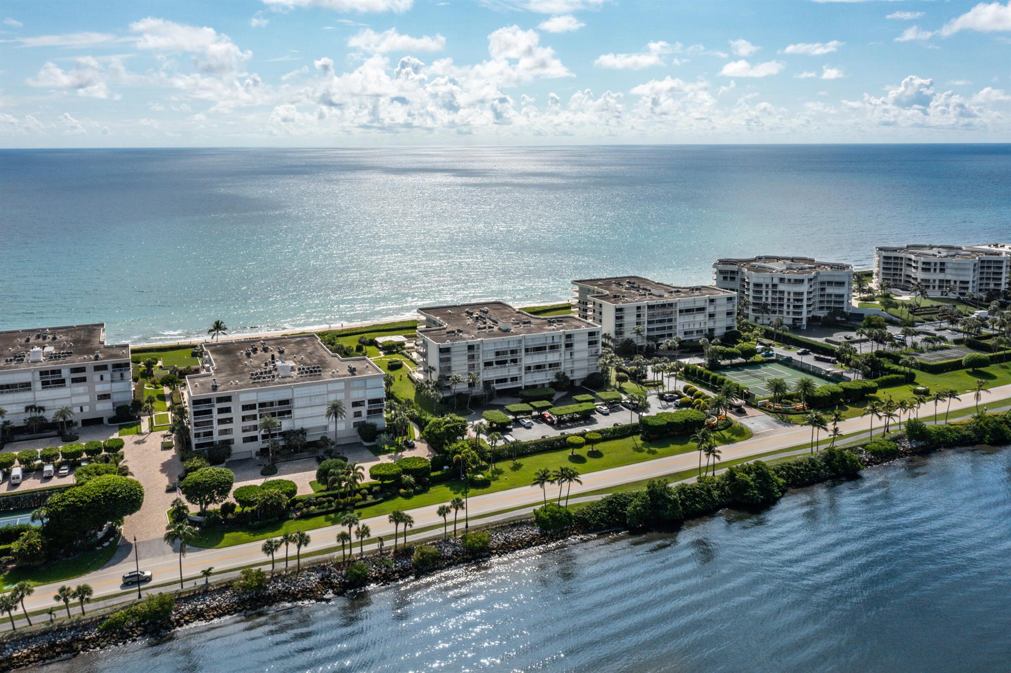 MERIDIAN OF PALM BEACH CO - Residential
