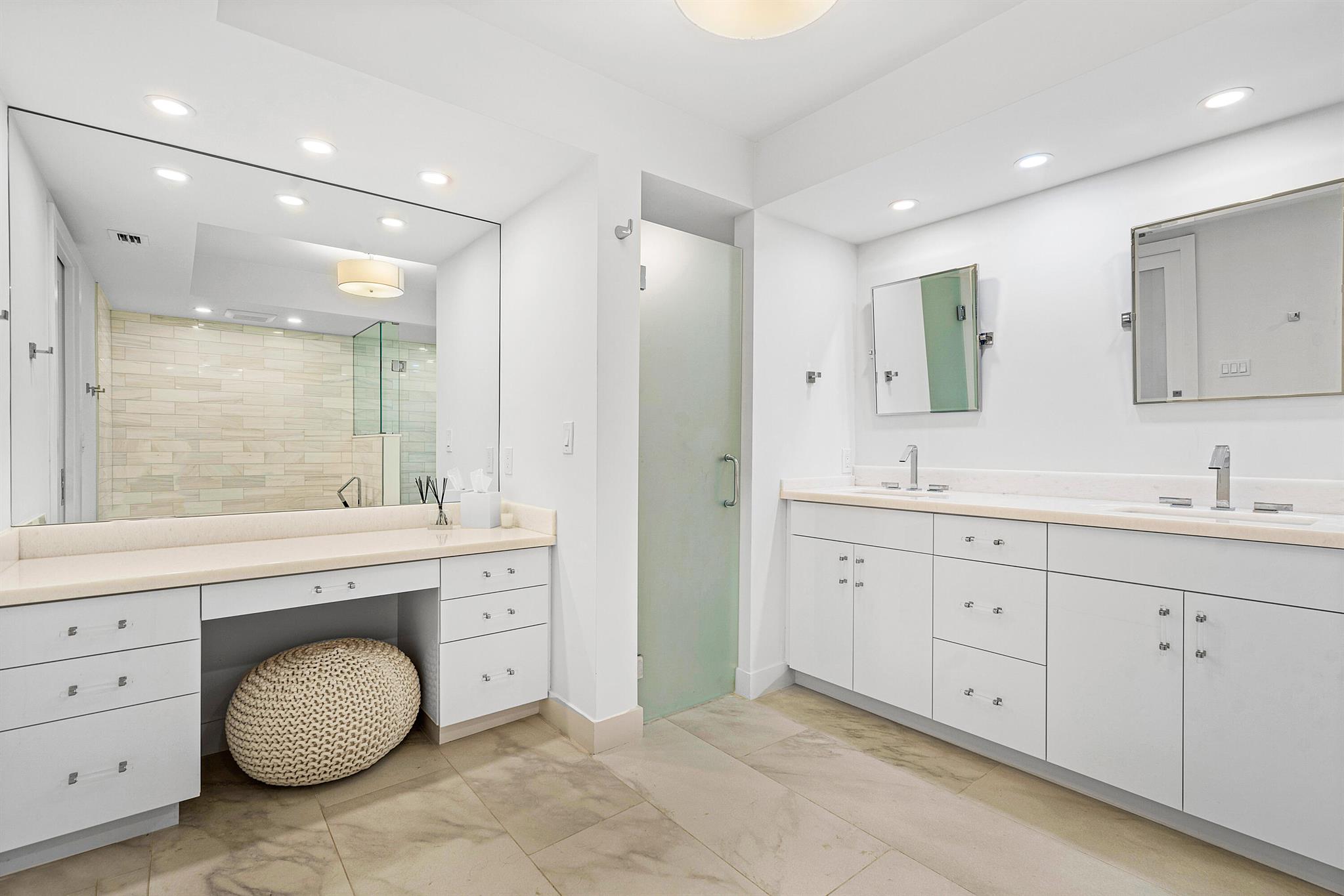 MERIDIAN OF PALM BEACH CO - Residential