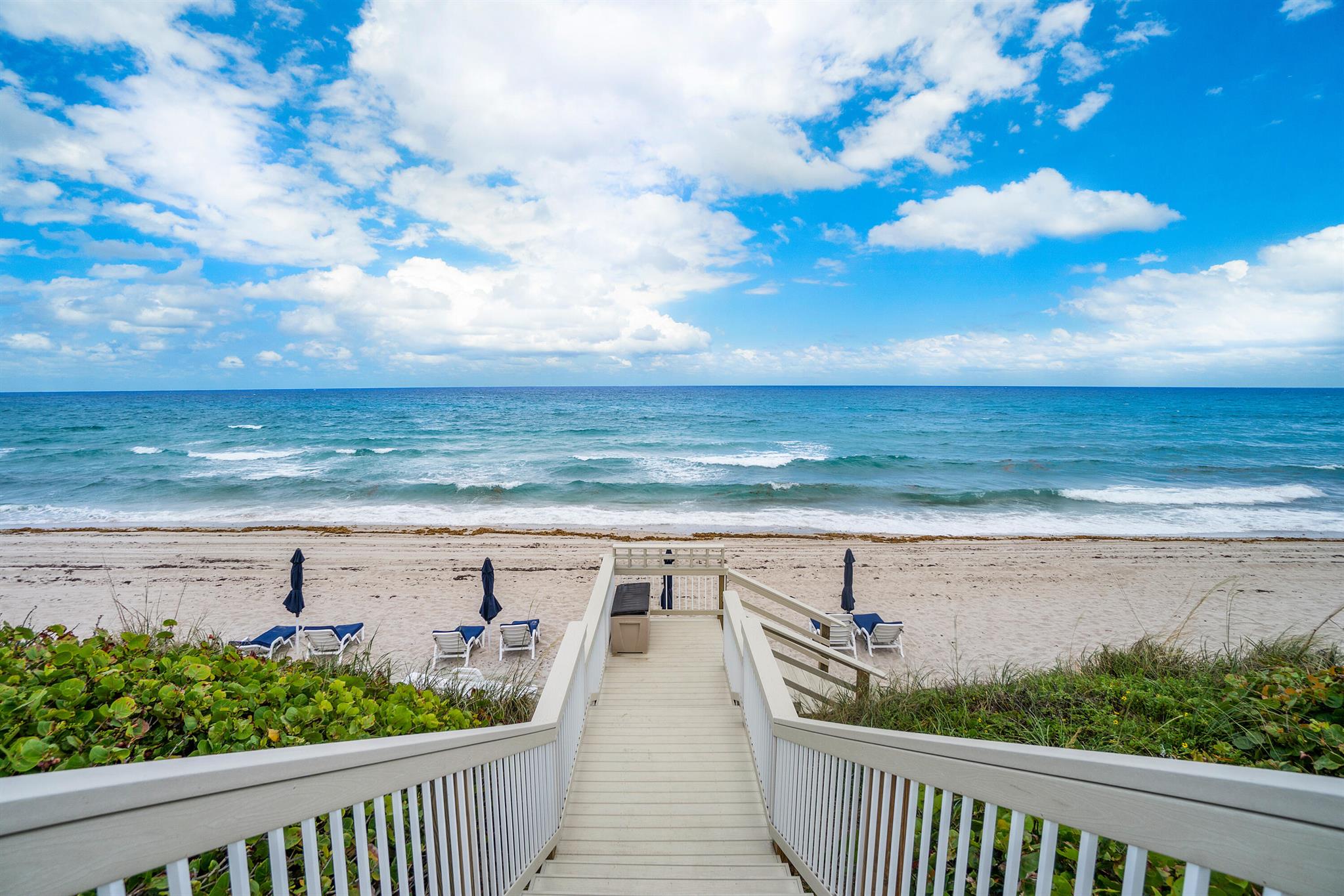 MERIDIAN OF PALM BEACH CO - Residential