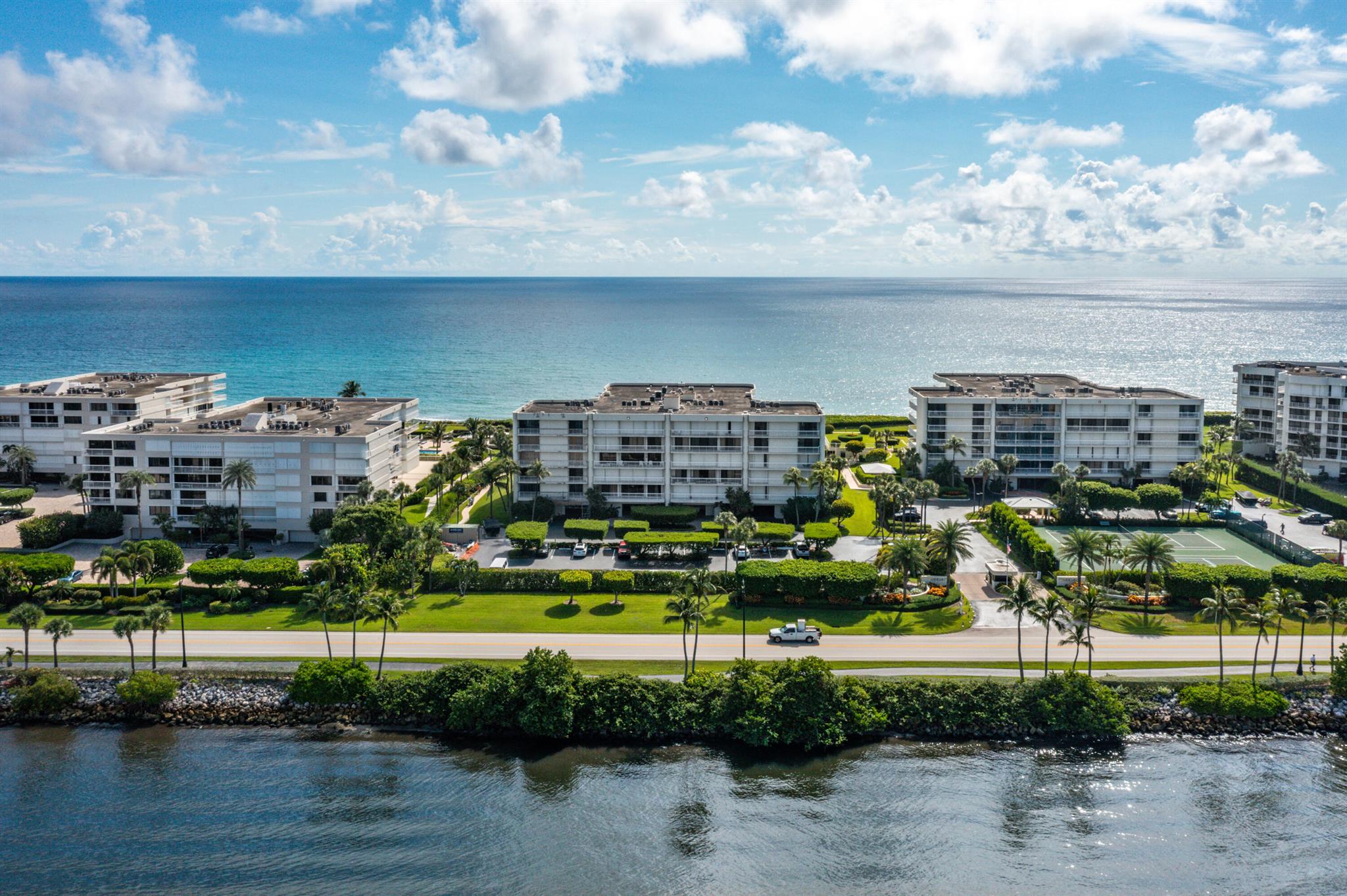 MERIDIAN OF PALM BEACH CO - Residential