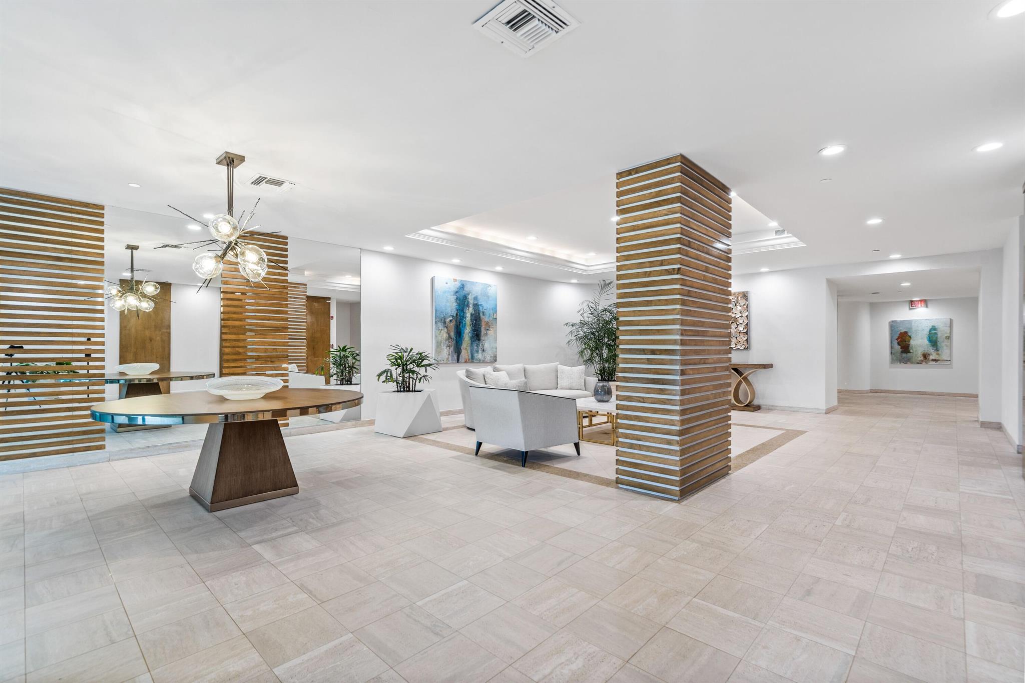 MERIDIAN OF PALM BEACH CO - Residential