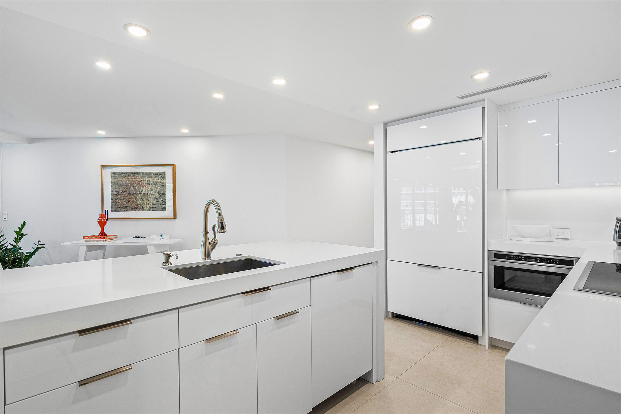 MERIDIAN OF PALM BEACH CO - Residential