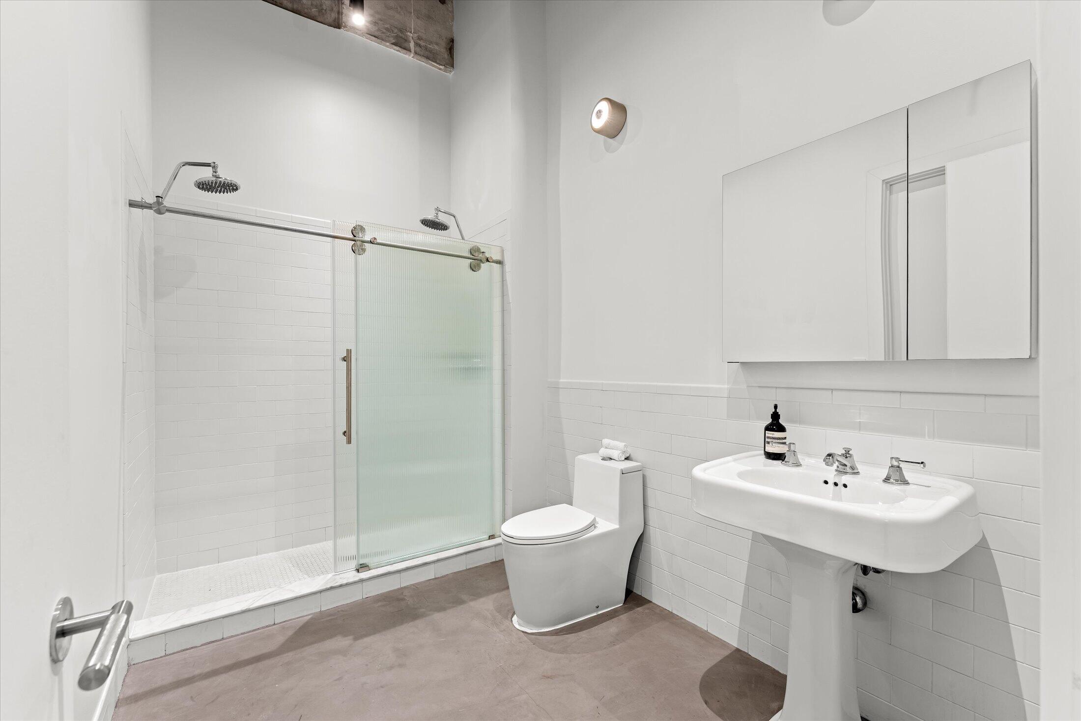 PARC LOFTS CONDO - Residential Lease