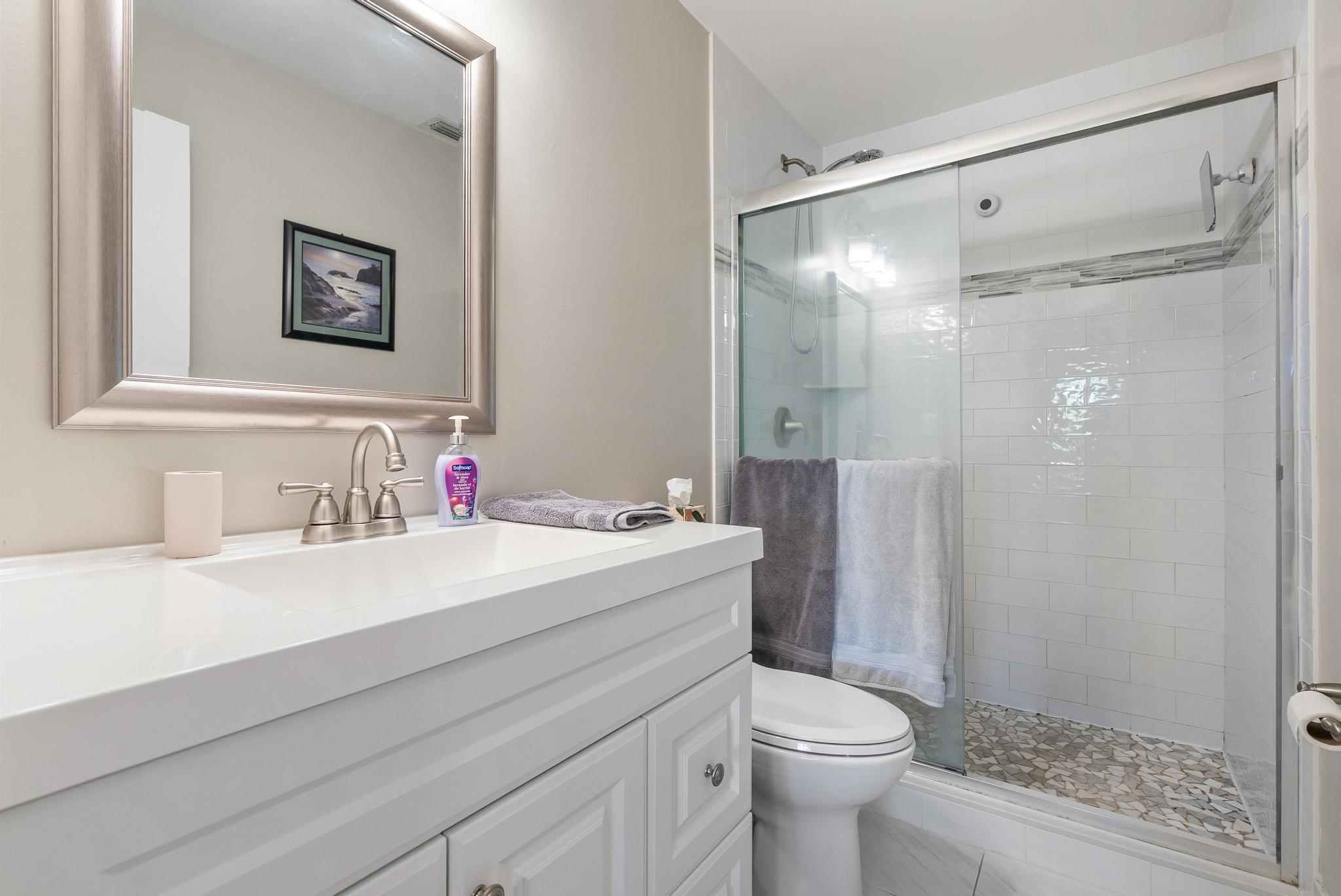 THORNHILL GLEN - Residential
