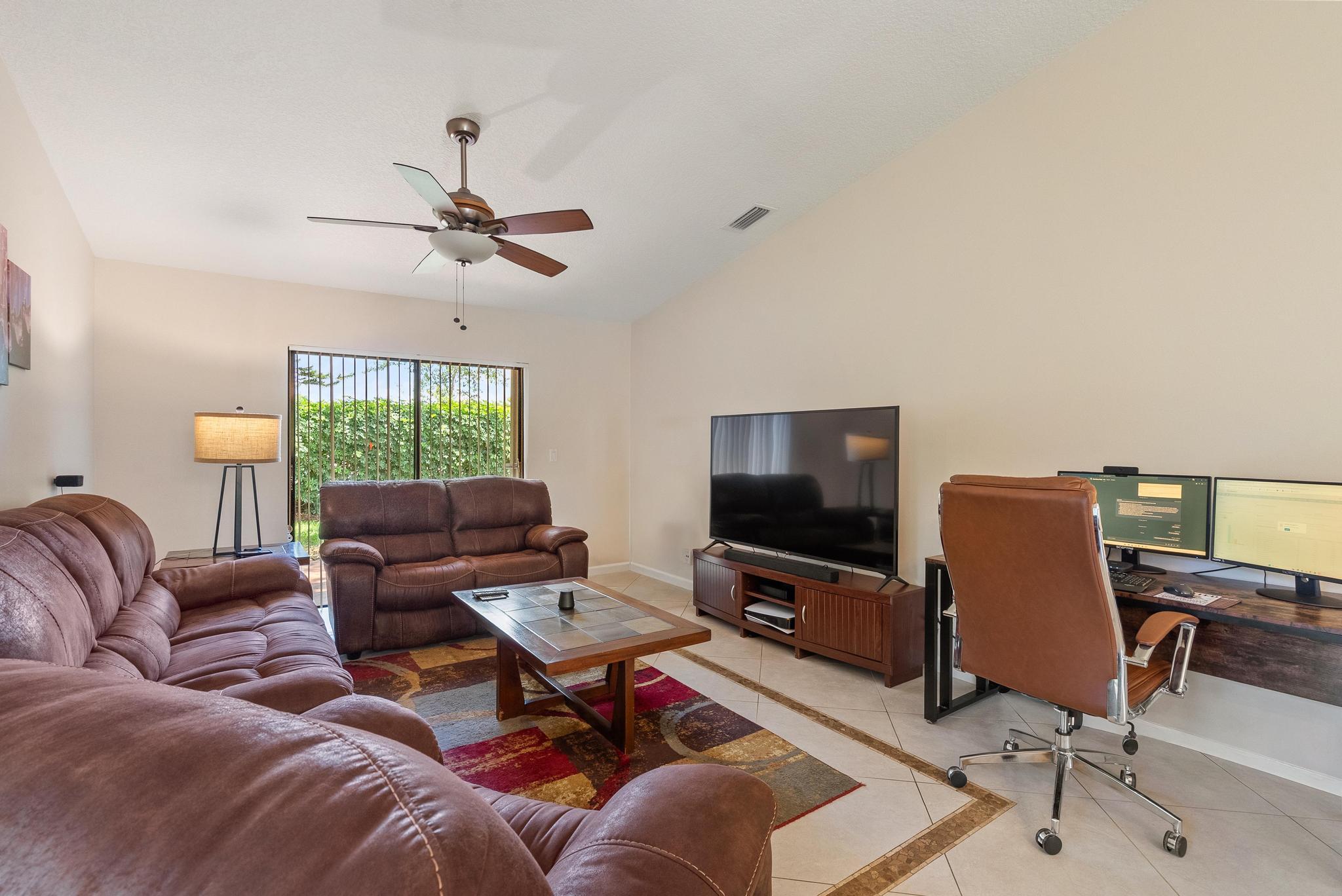 THORNHILL GLEN - Residential