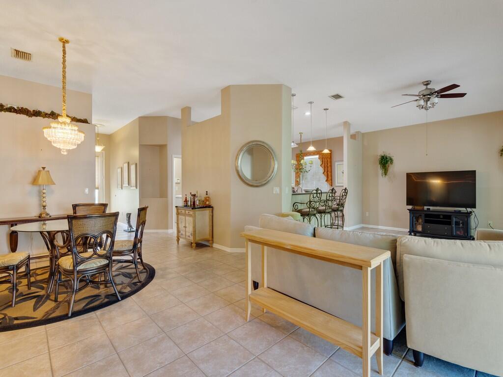 Lindsey Lanes - Residential