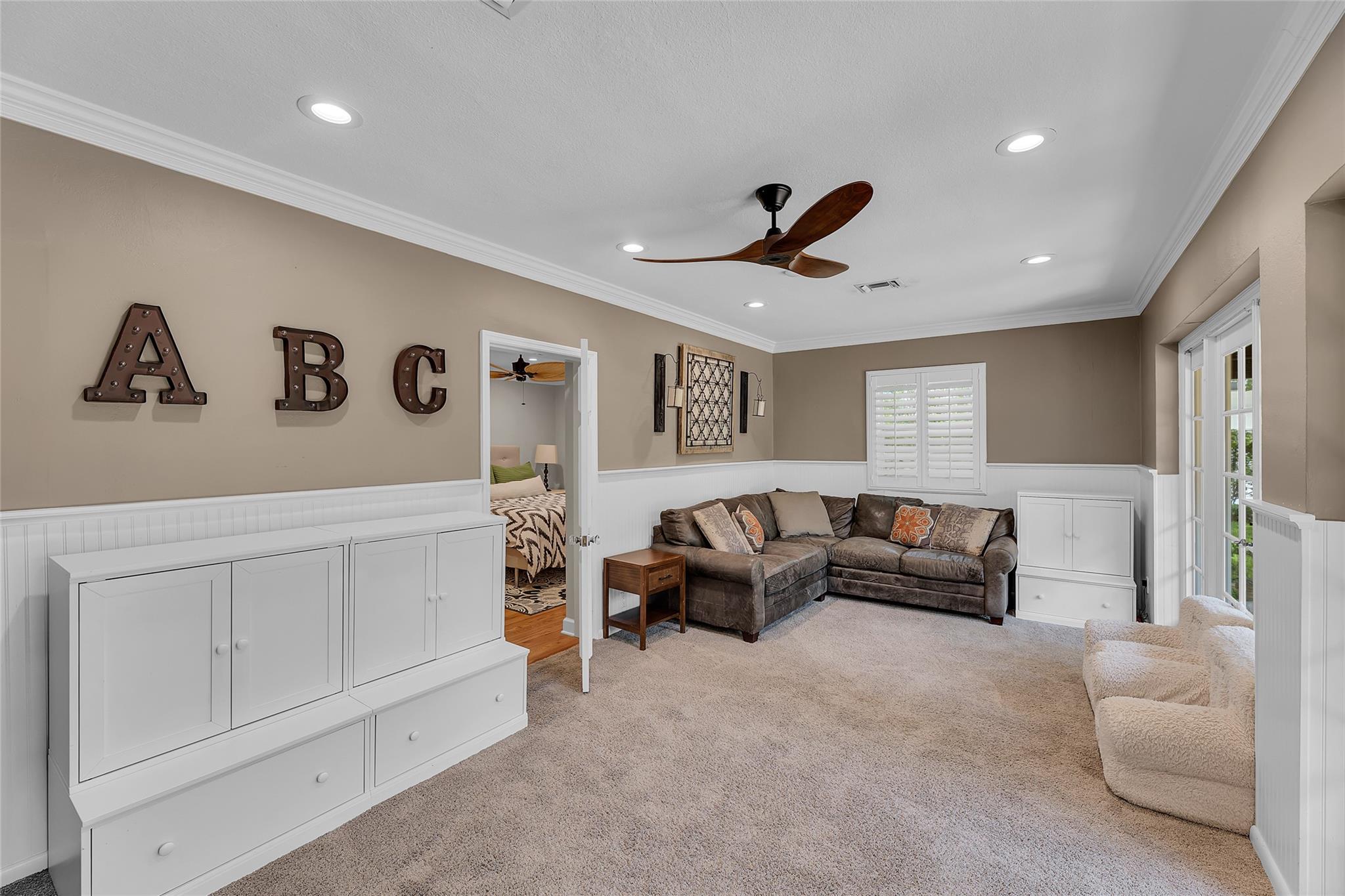 Victoria Isles 15-67 B - Residential