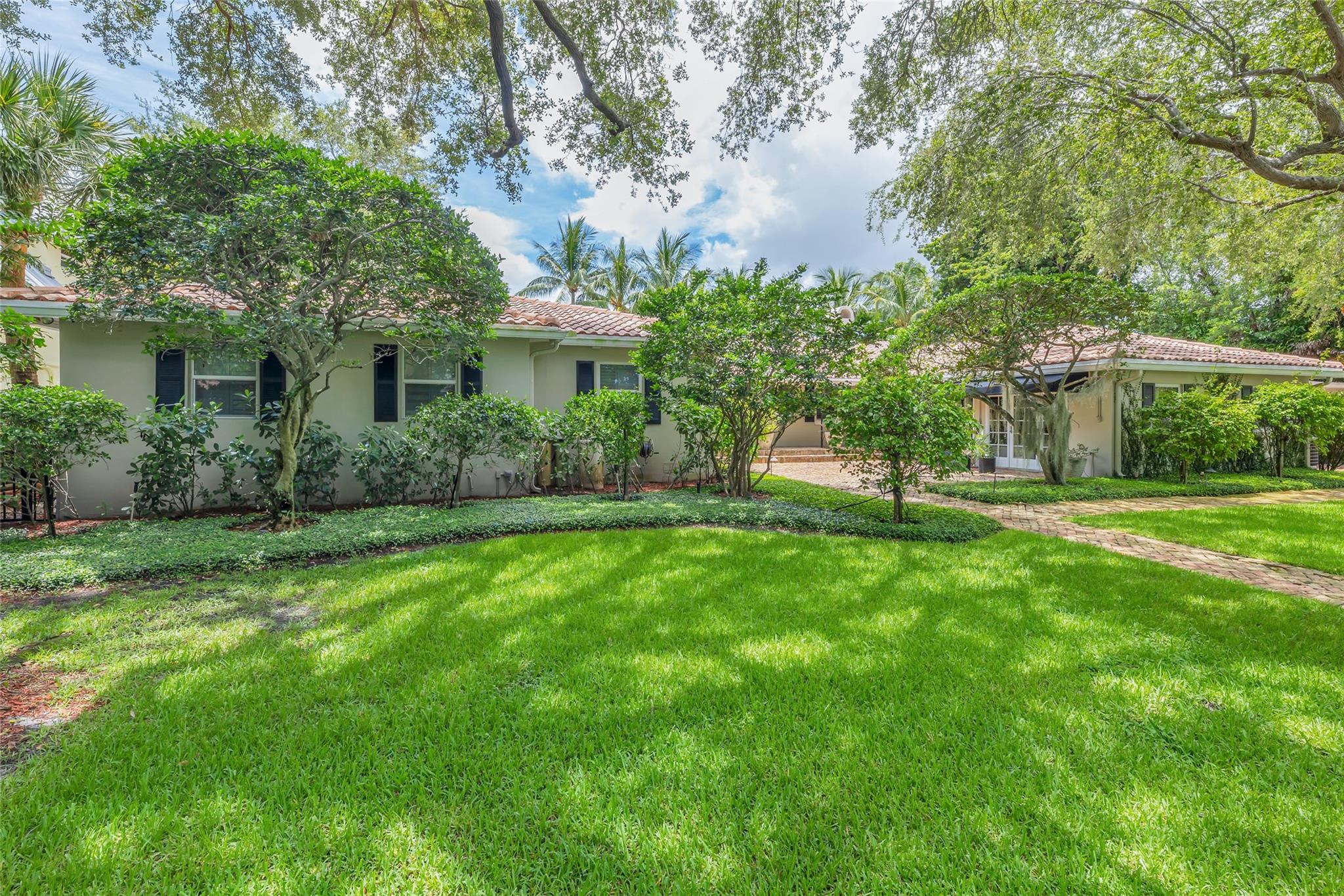 Victoria Isles 15-67 B - Residential