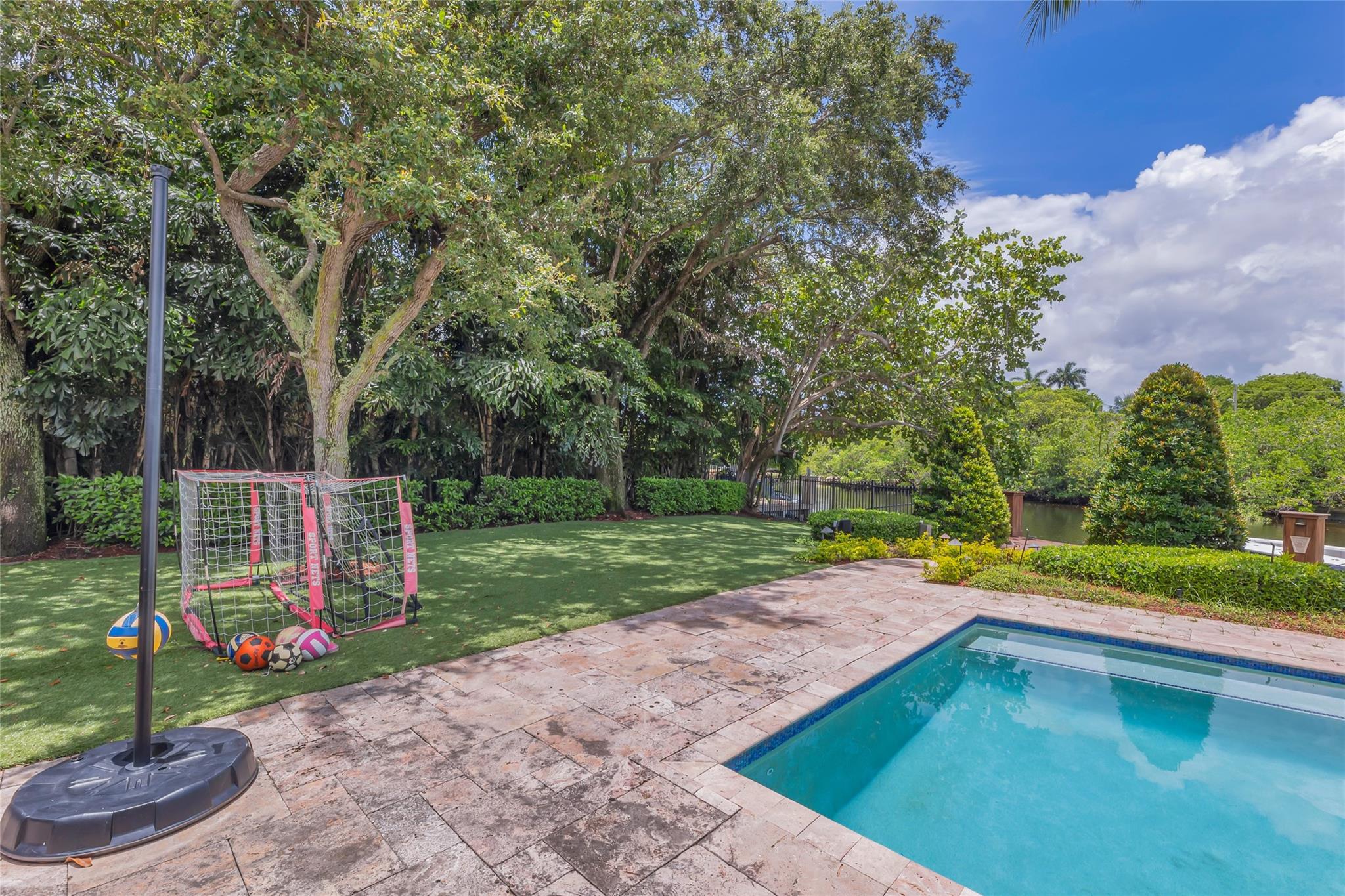 Victoria Isles 15-67 B - Residential