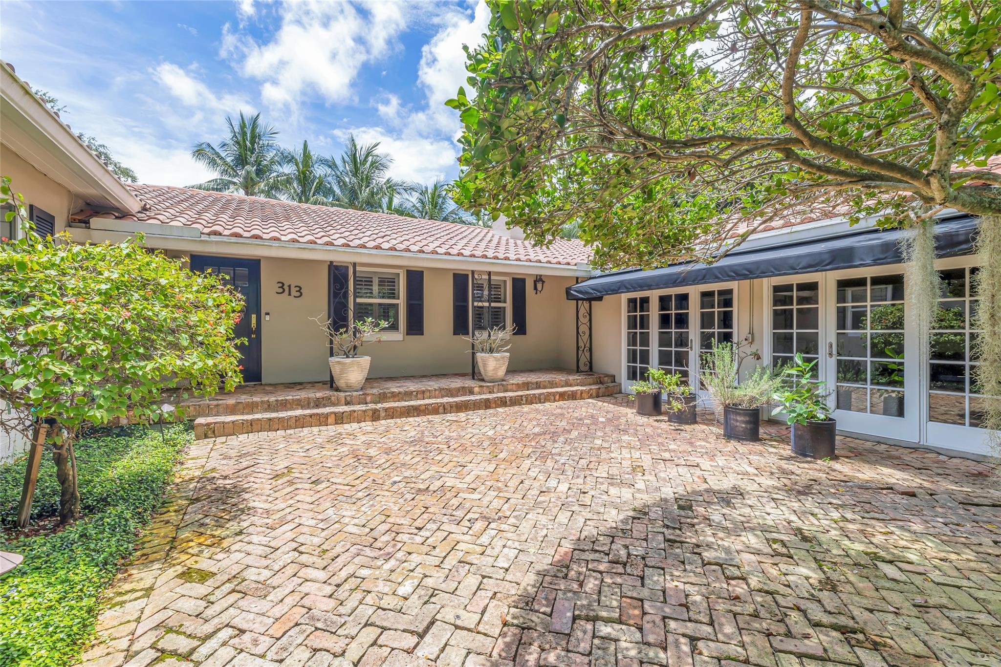 Victoria Isles 15-67 B - Residential