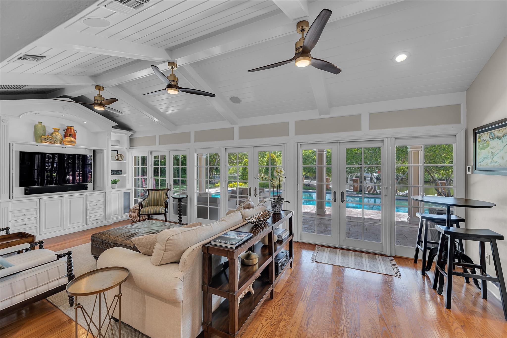 Victoria Isles 15-67 B - Residential