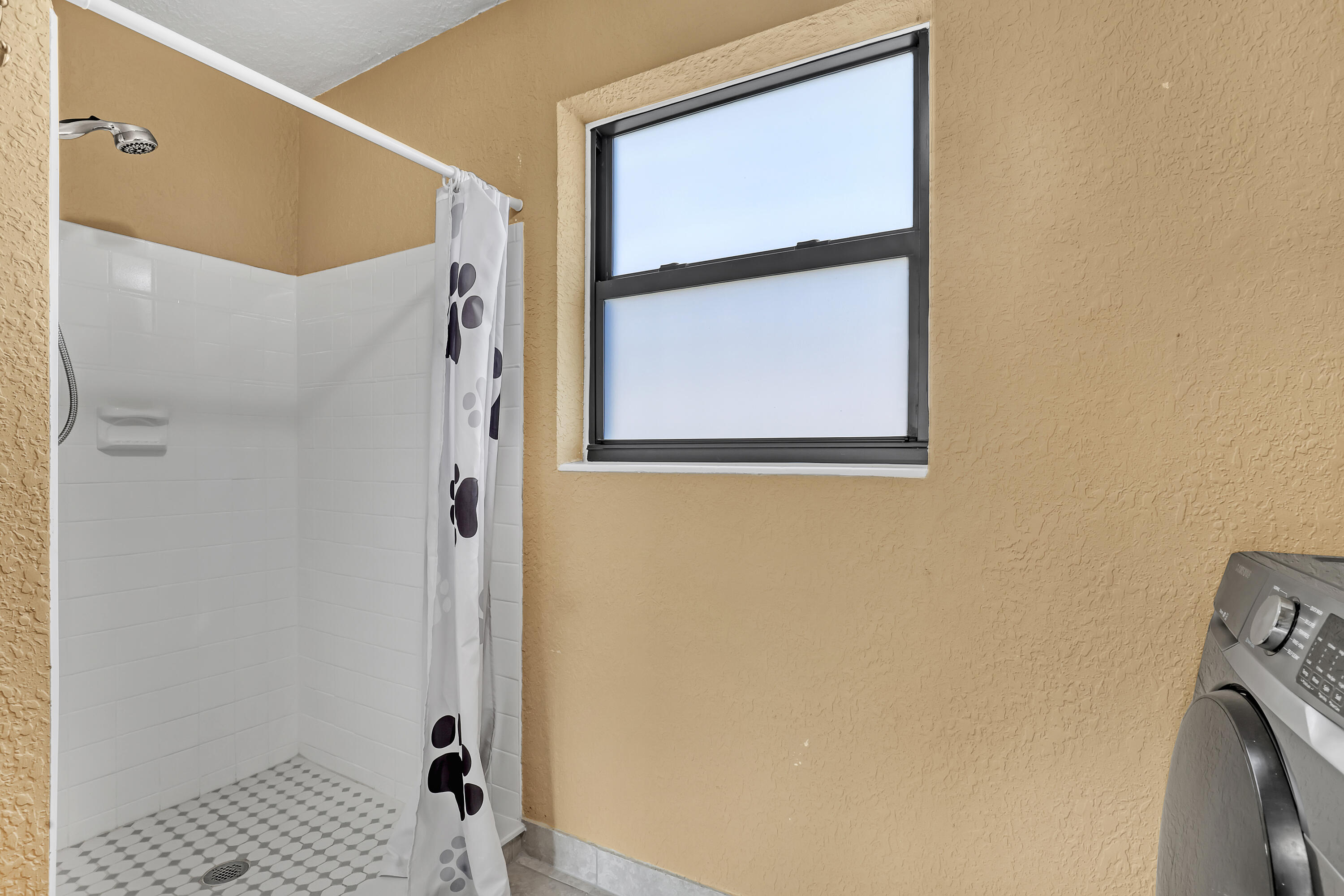 LYNDON LANES 2 - Residential Lease