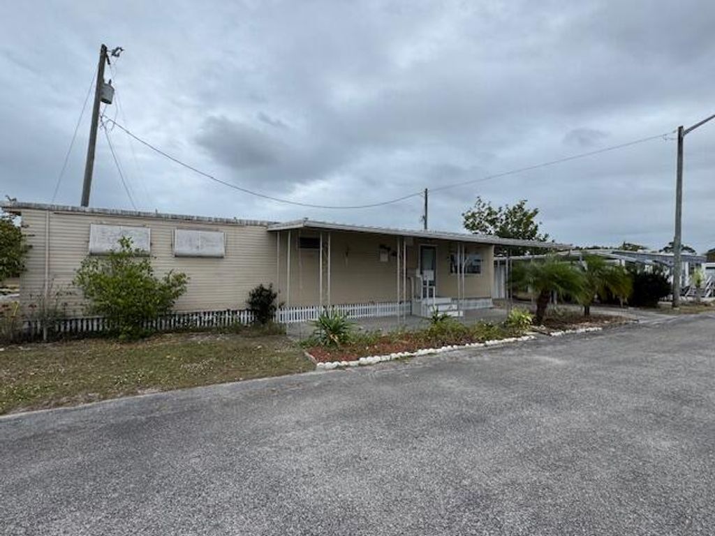 Photo of 2023 Saint Lucie Blvd #67, Fort Pierce, FL 34946 (MLS # R11154314)