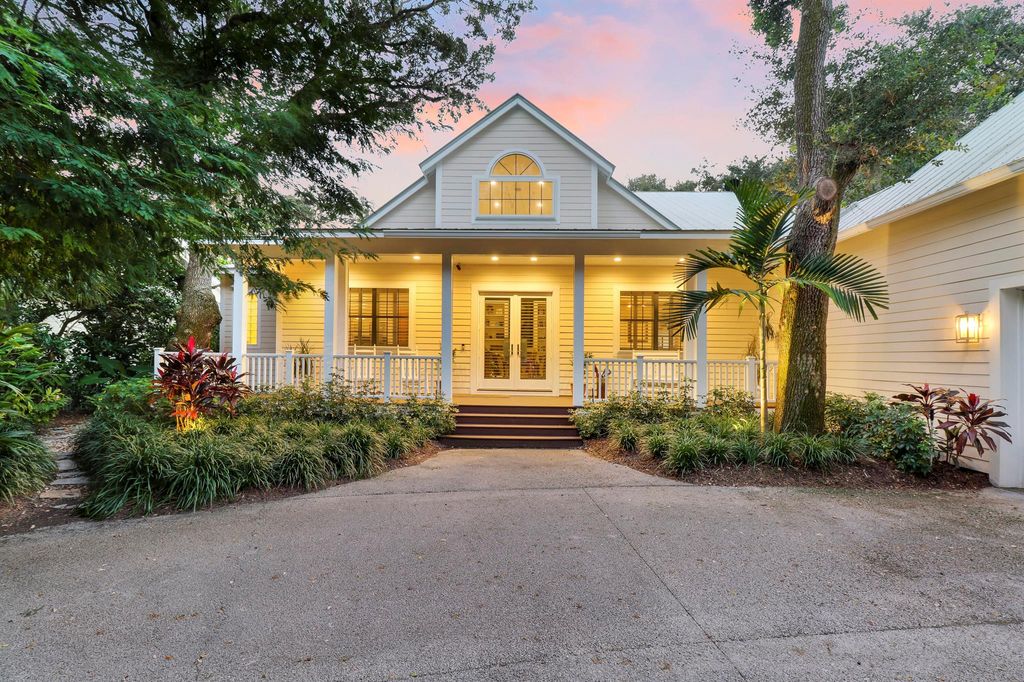 Photo of 2590 Natures Way, Palm Beach Gardens, FL 33410 (MLS # R10928706)