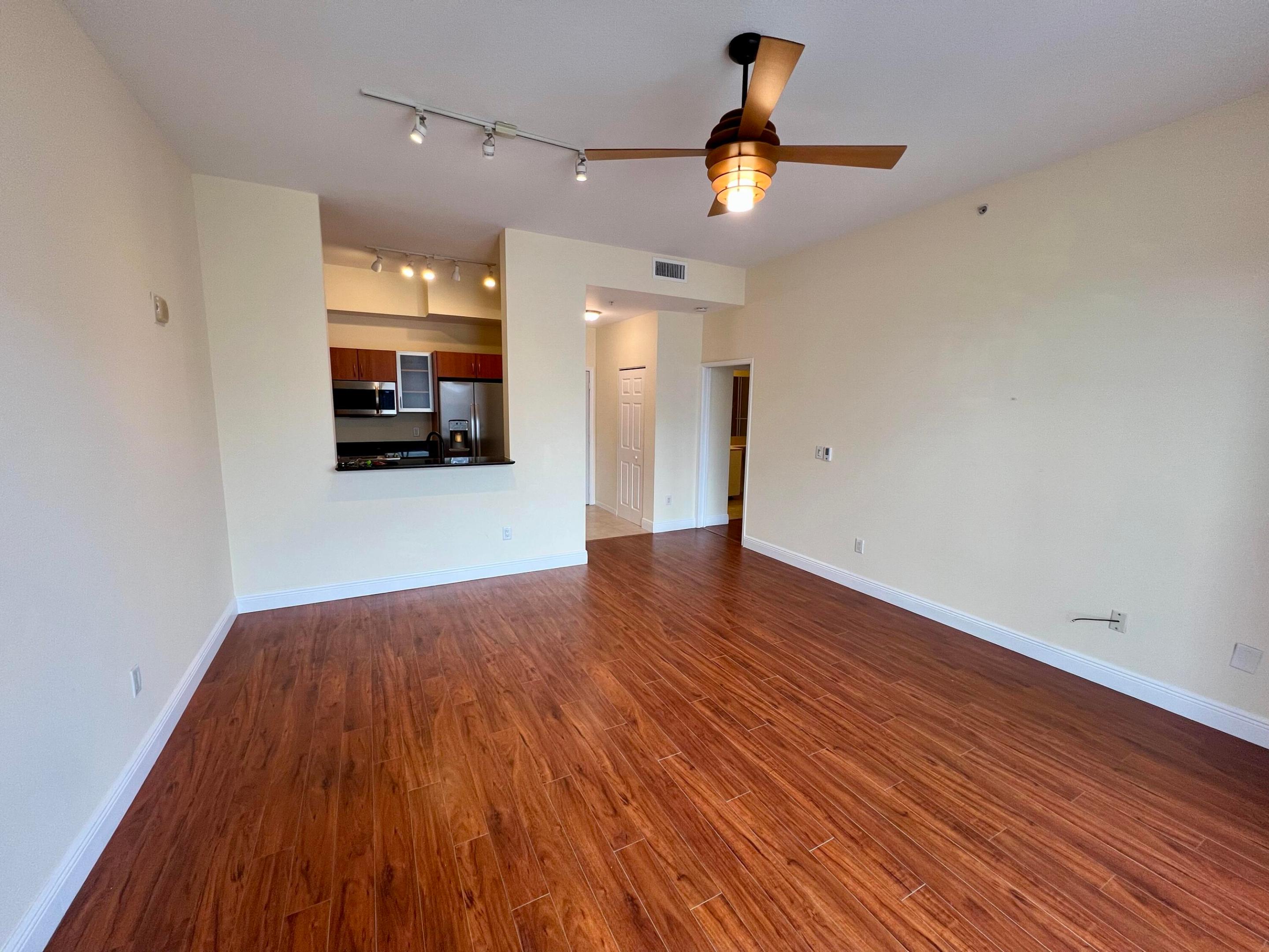 BOCA GRAND CONDO - Residential