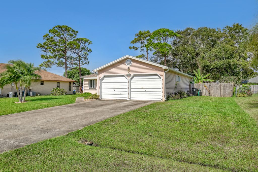 Photo of 2361 SE Melaleuca Boulevard, Port Saint Lucie, FL 34952 (MLS # R11033838)