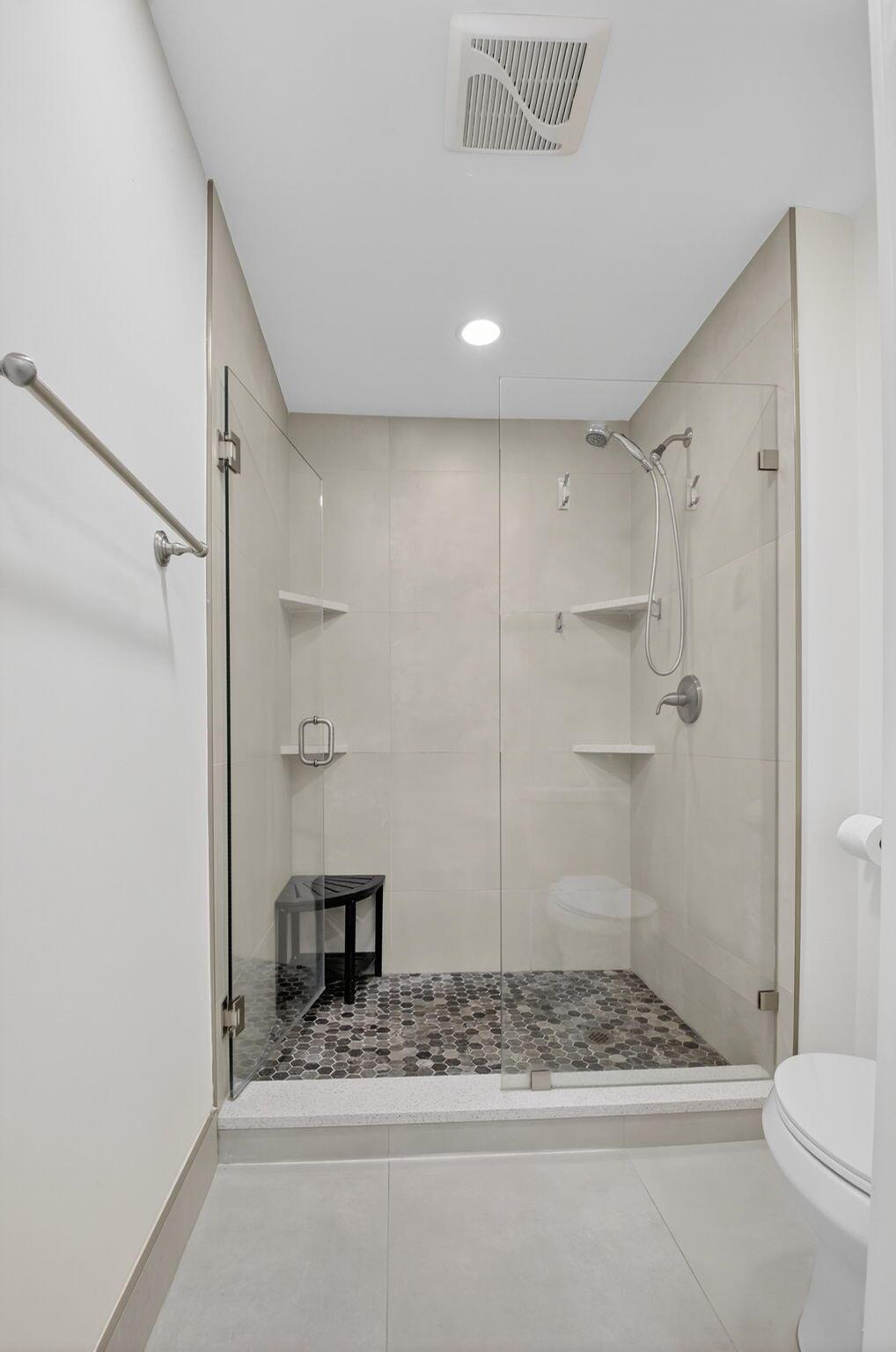 HORIZONS OF BOCA LAGO CON - Residential Lease