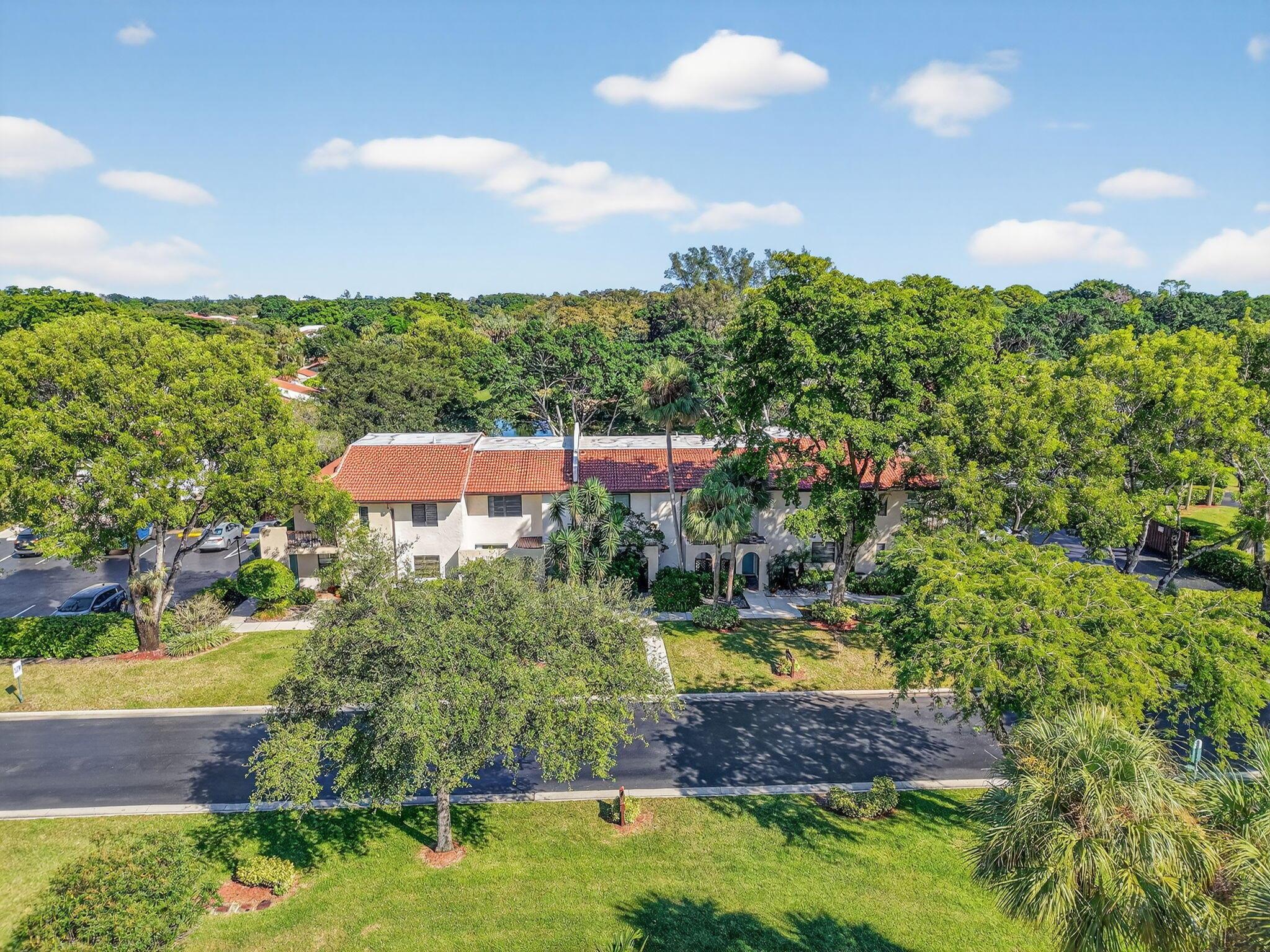 HORIZONS OF BOCA LAGO CON - Residential Lease