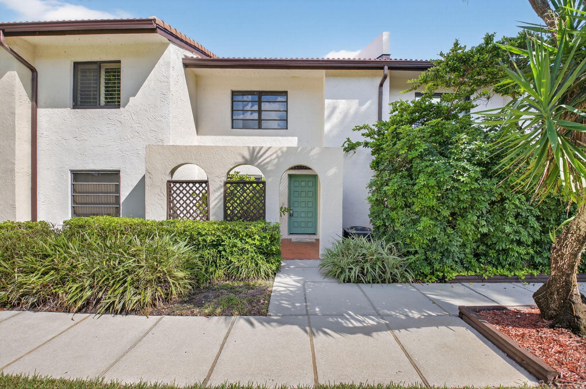 HORIZONS OF BOCA LAGO CON - Residential Lease