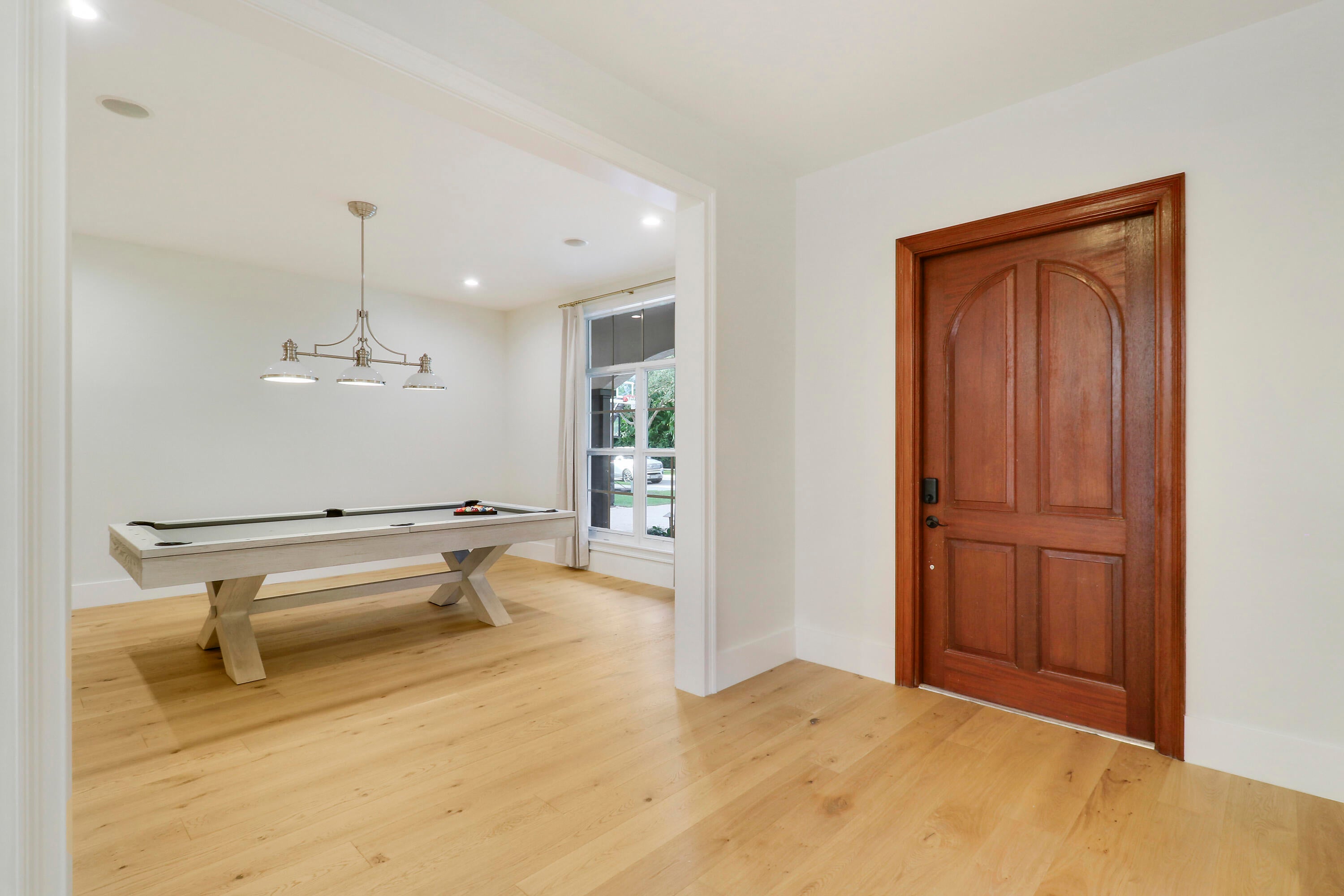 142 SEGOVIA Way