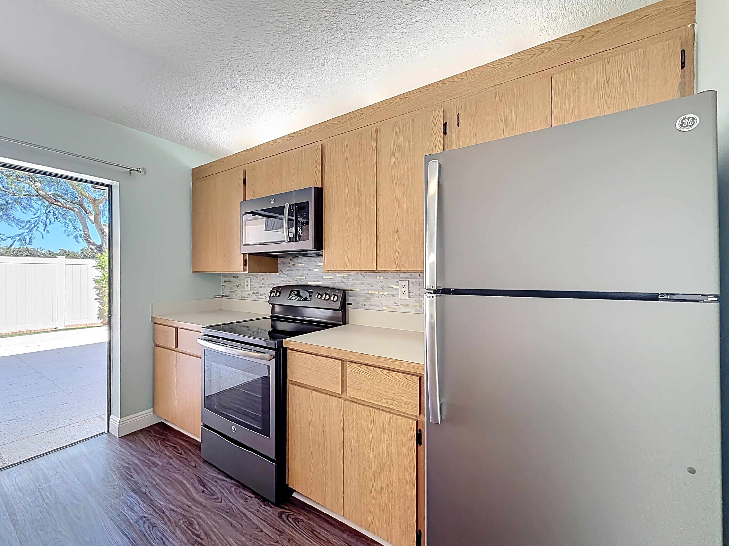 HERITAGE VILLAGE OF P B L - Residential