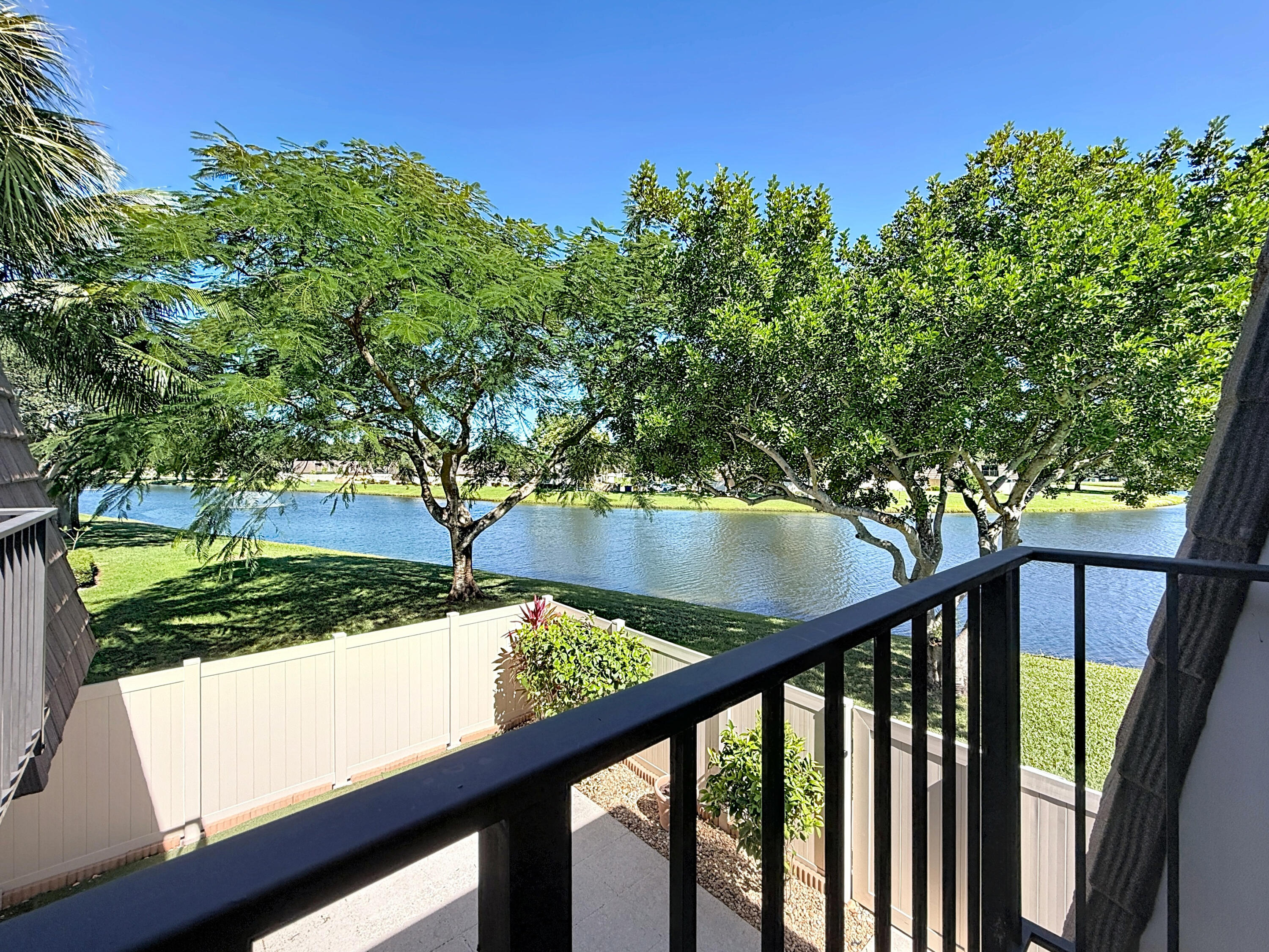 HERITAGE VILLAGE OF P B L - Residential