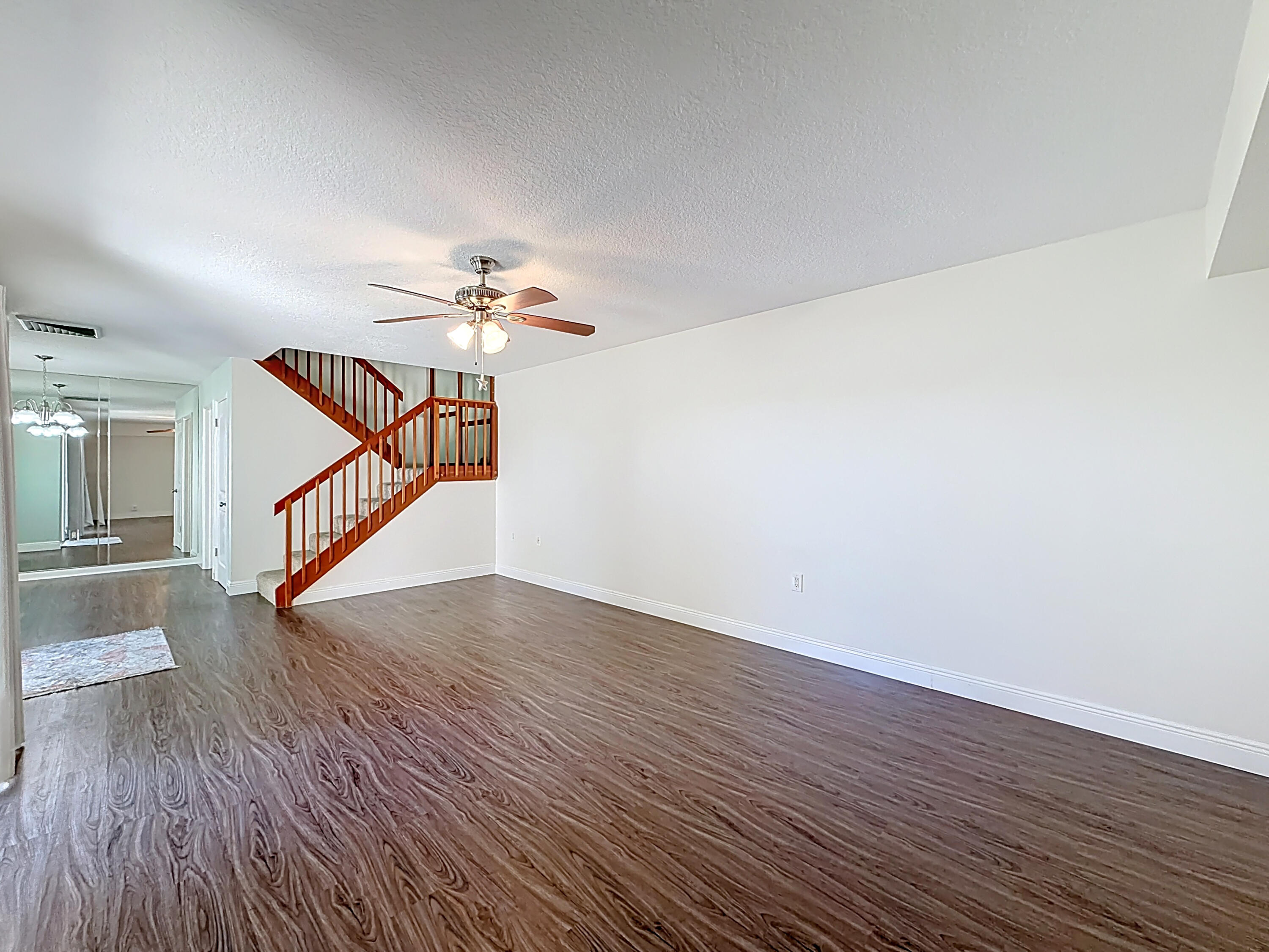 HERITAGE VILLAGE OF P B L - Residential