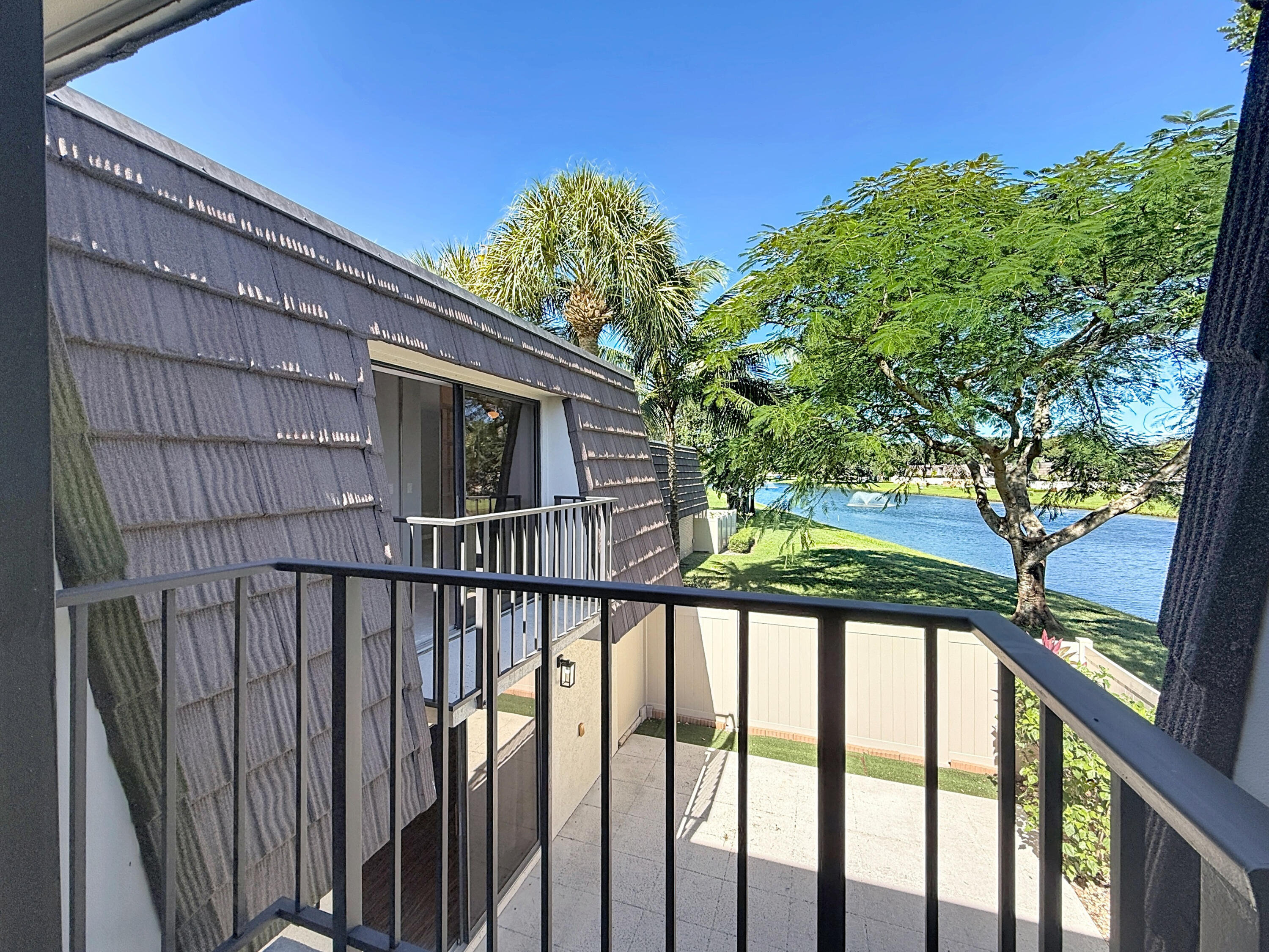 HERITAGE VILLAGE OF P B L - Residential