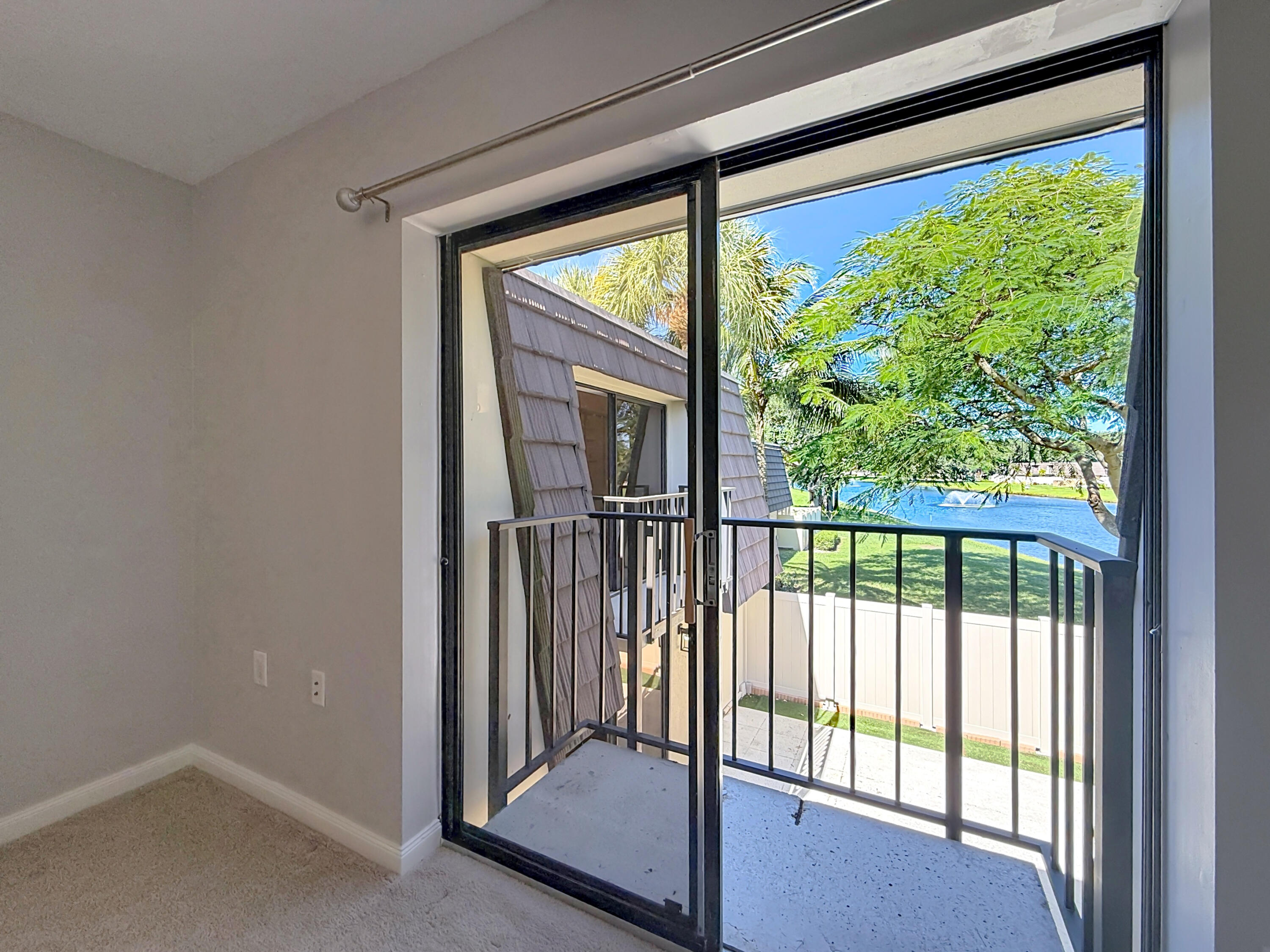 HERITAGE VILLAGE OF P B L - Residential