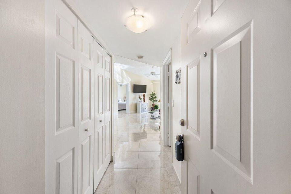 GRAND VIEW AT CRESTWOOD C - Residential Lease